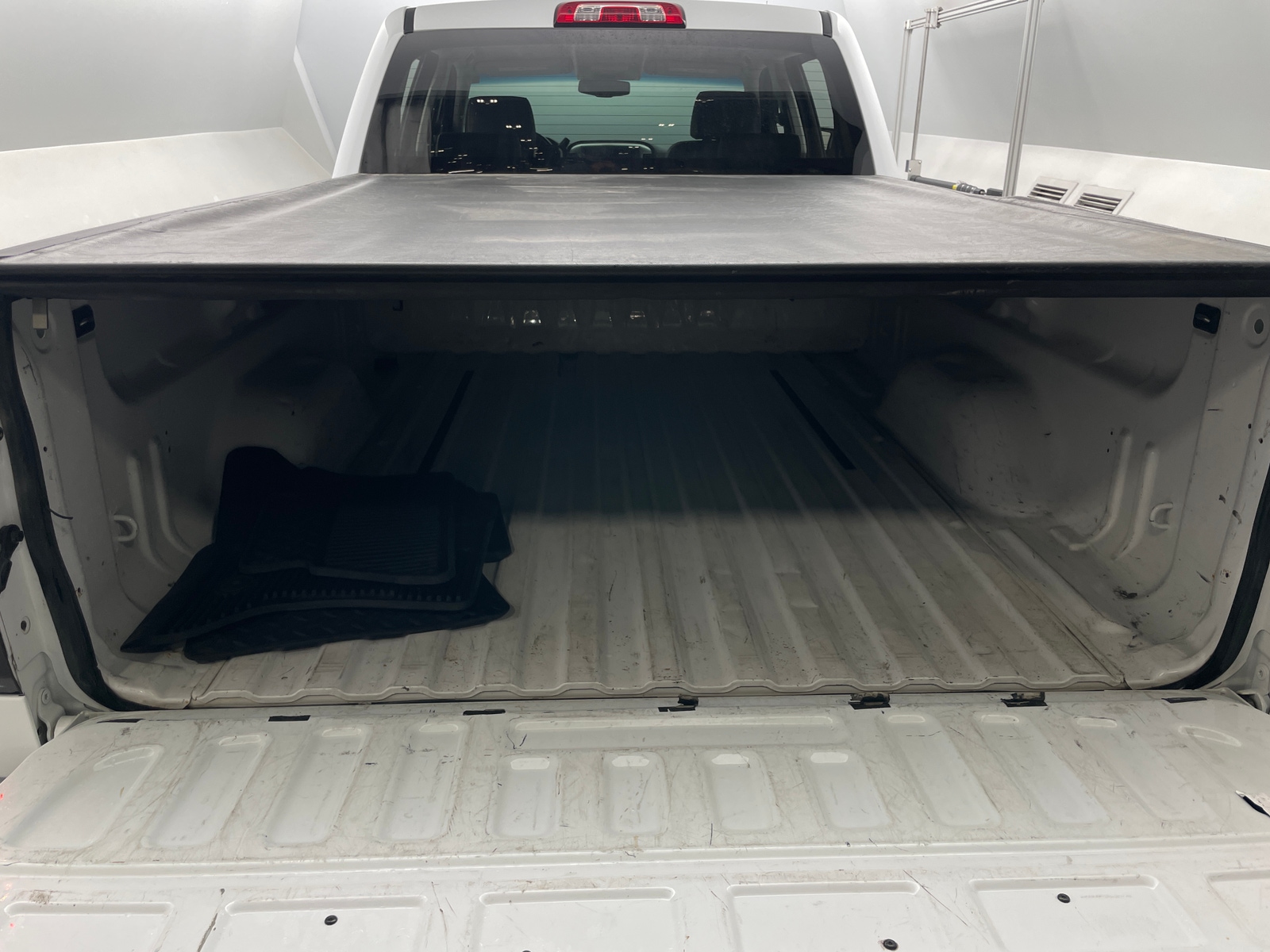 Thumbnail: 2017 Chevrolet Silverado 1500 - 7