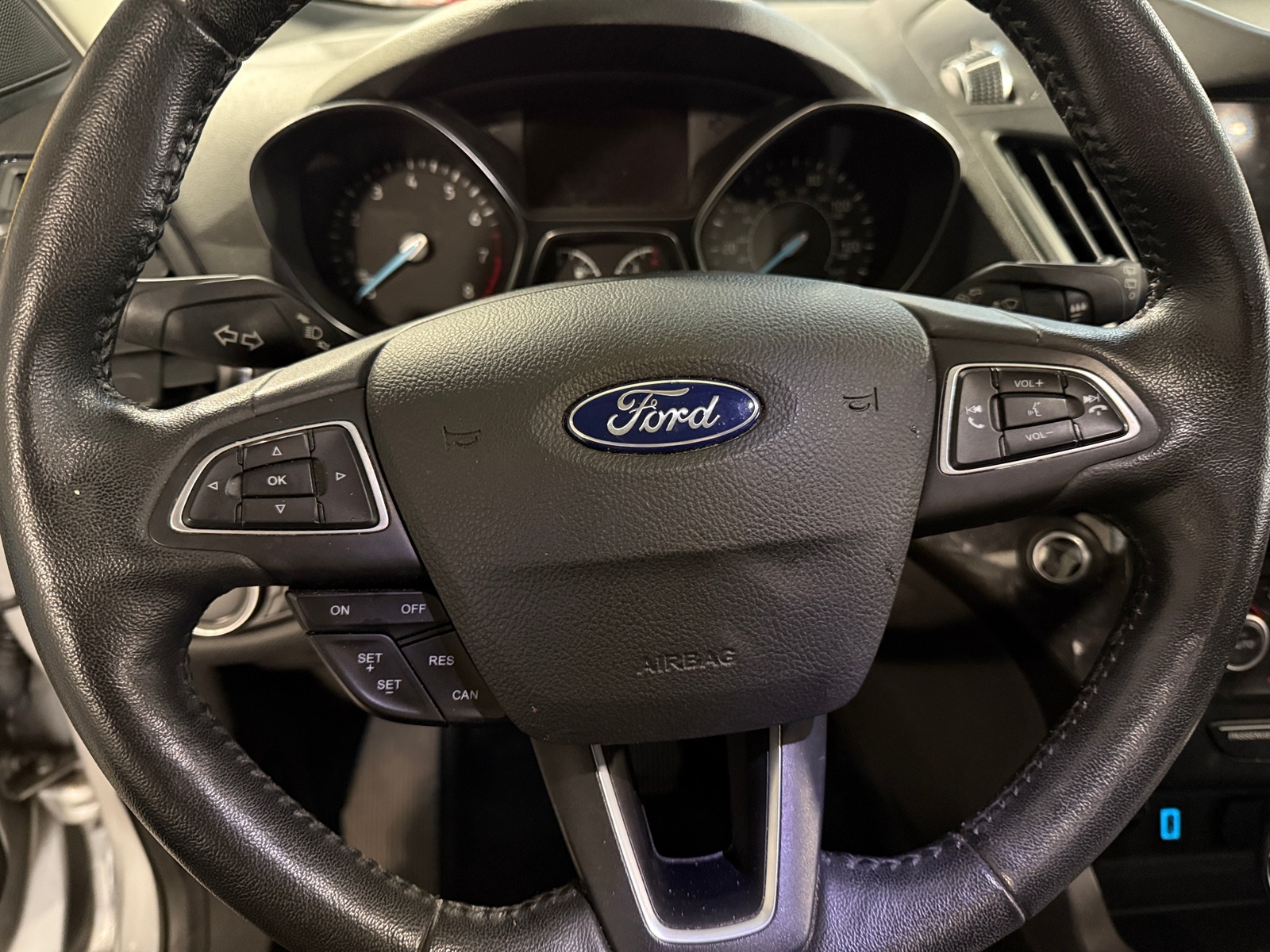 Thumbnail: 2019 Ford Escape - 4