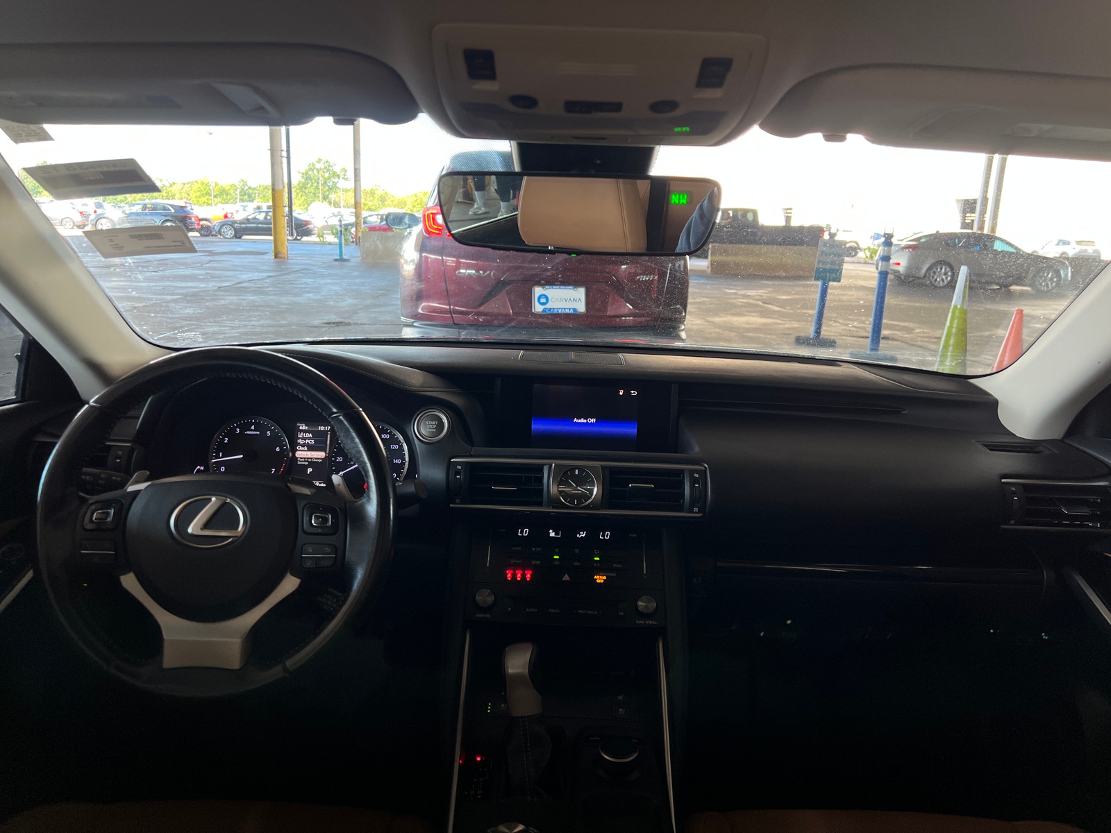 Thumbnail: 2017 Lexus IS - 2