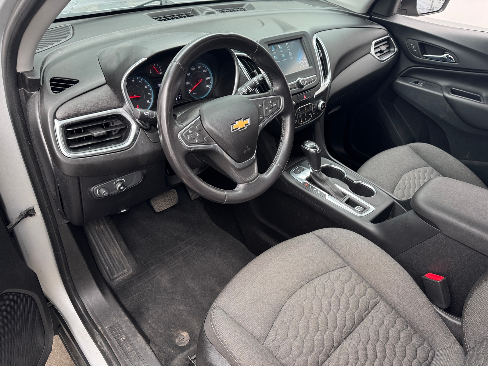 Thumbnail: 2018 Chevrolet Equinox - 3