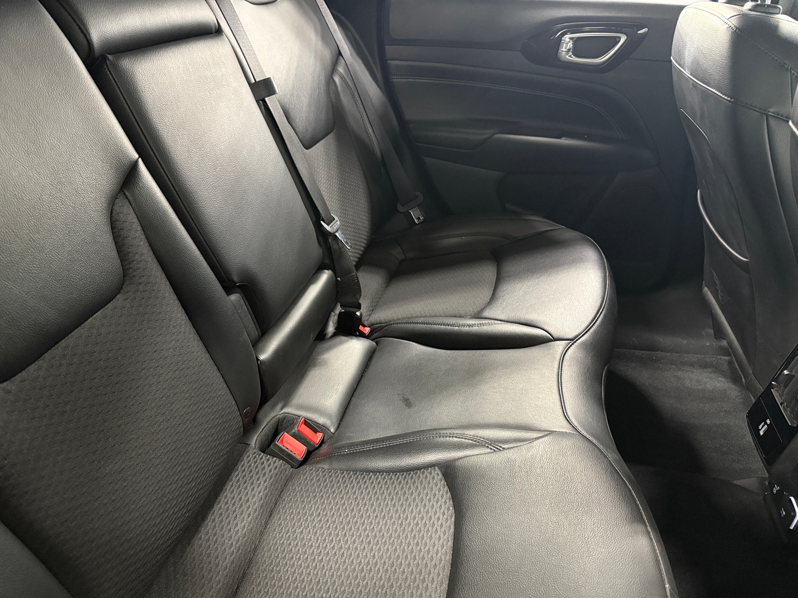 Thumbnail: 2022 Jeep Compass - 6