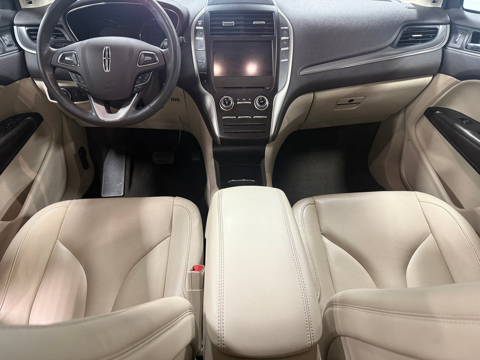 Thumbnail: 2019 Lincoln MKC - 2