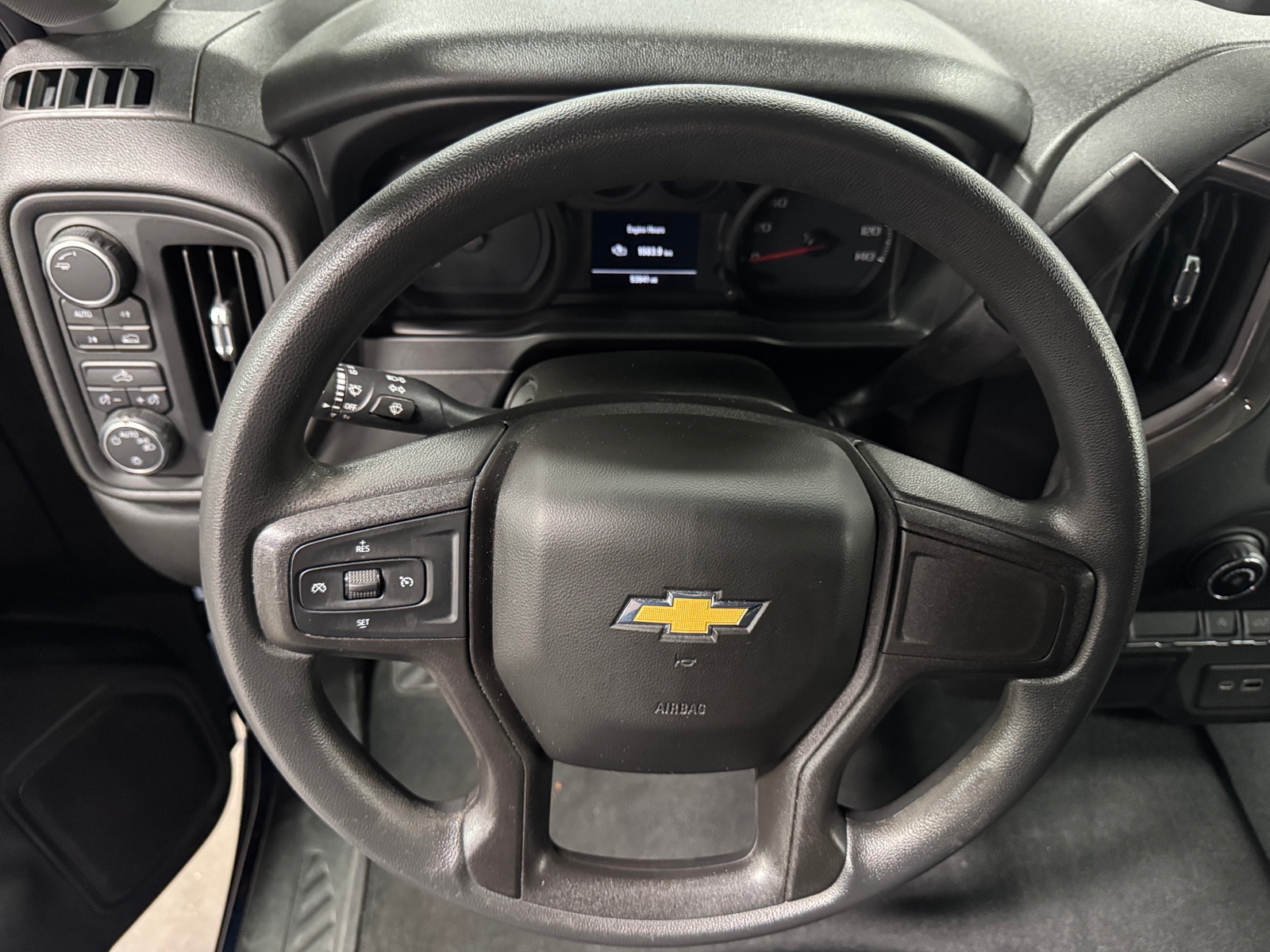 Thumbnail: 2021 Chevrolet Silverado 1500 - 5