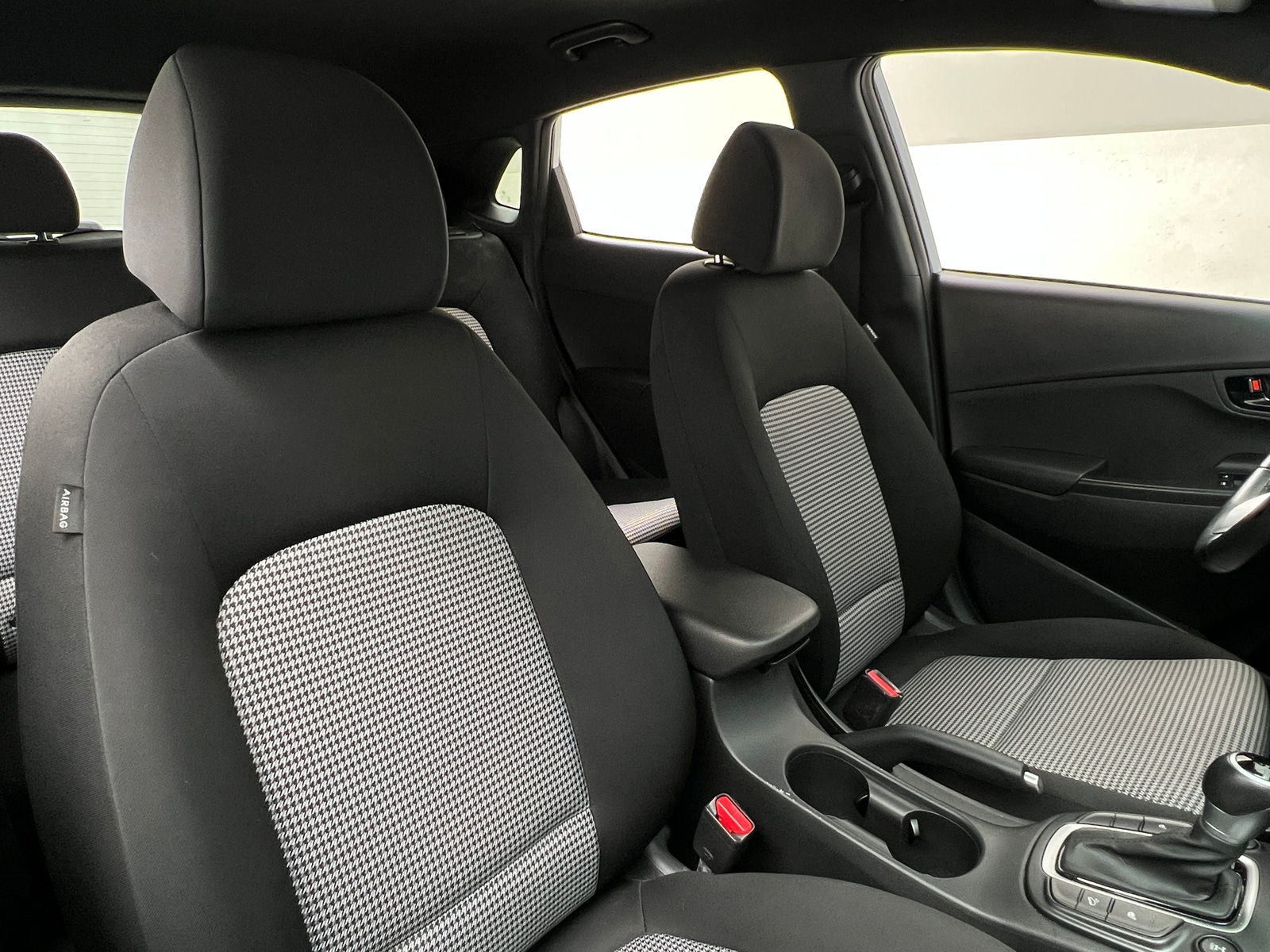 Thumbnail: 2021 Hyundai Kona - 2
