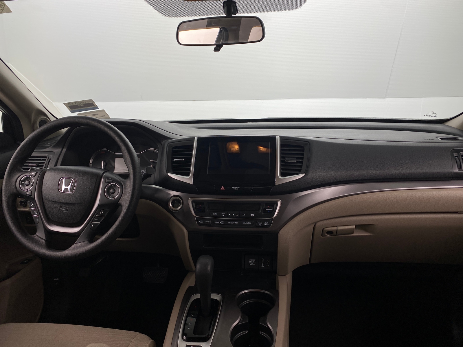 Thumbnail: 2018 Honda Pilot - 3