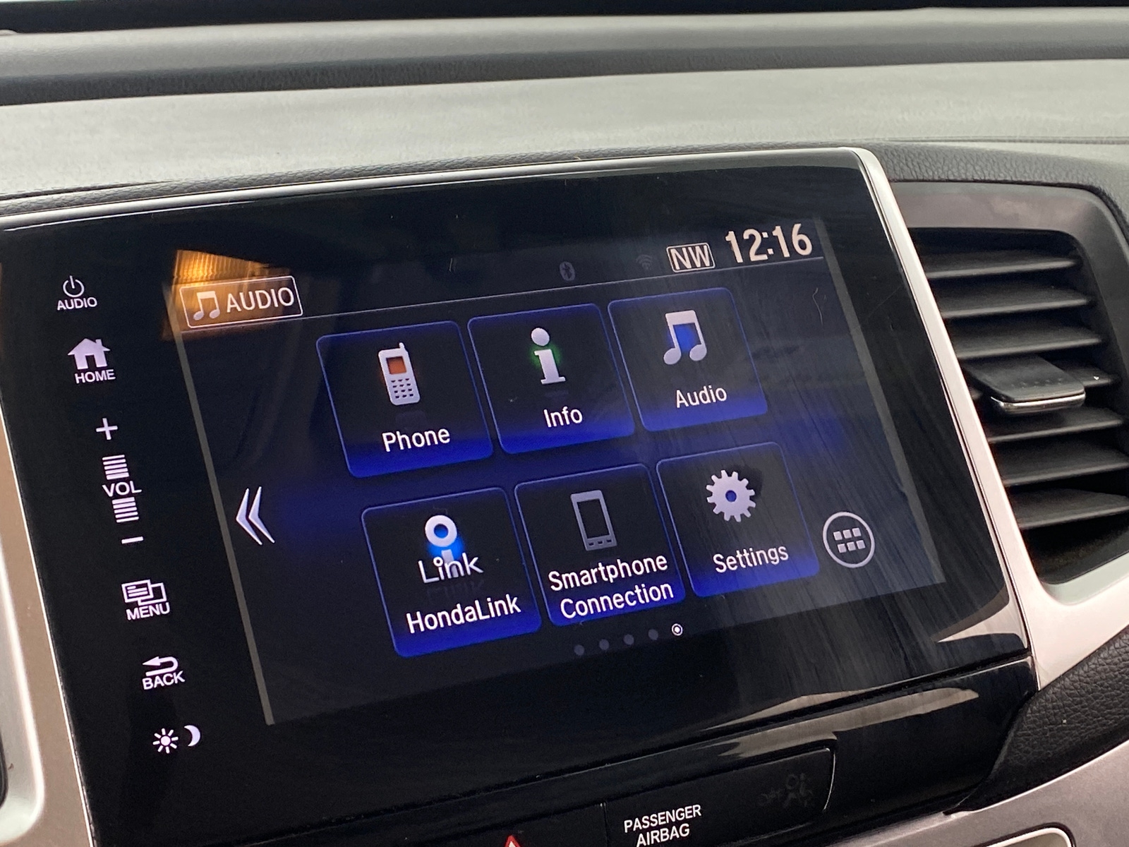 Thumbnail: 2018 Honda Pilot - 4
