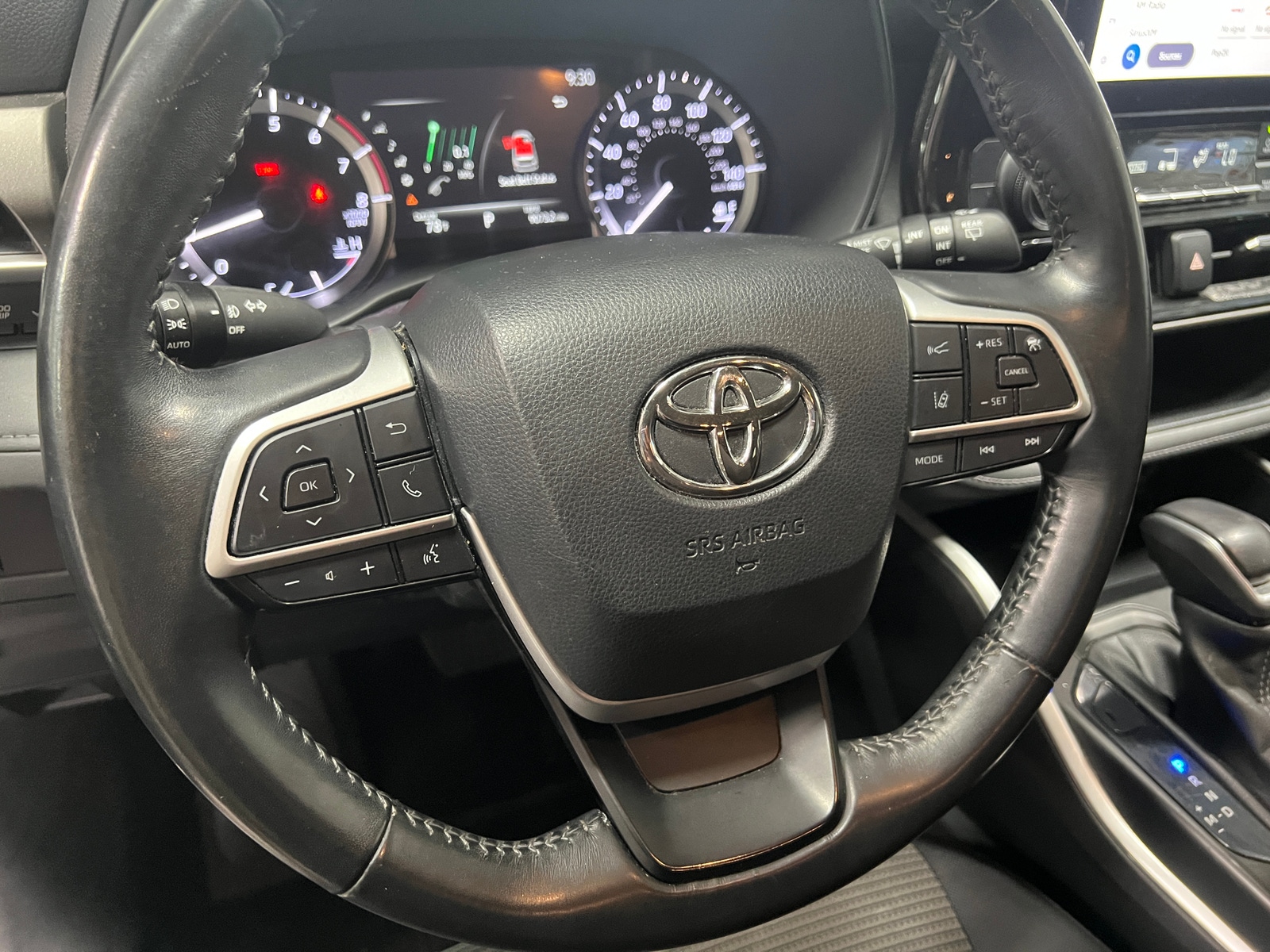 Thumbnail: 2023 Toyota Highlander - 5