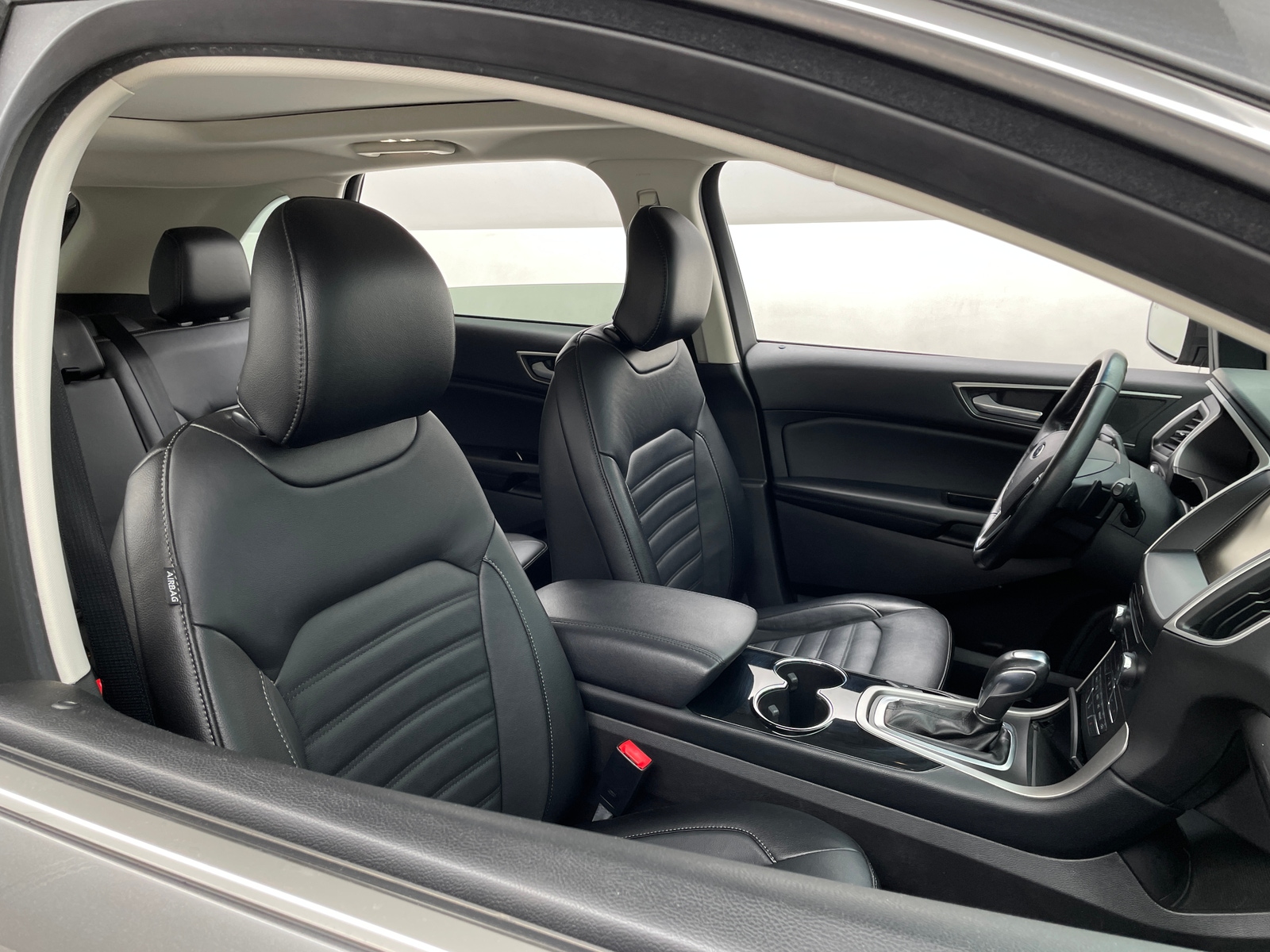 Thumbnail: 2015 Ford Edge - 2