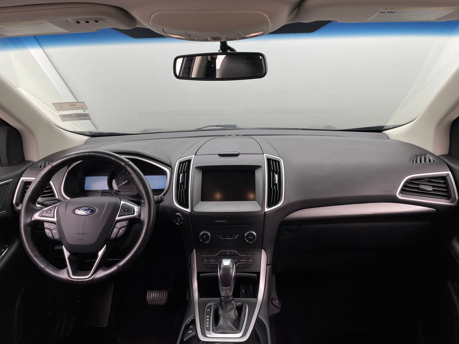 Thumbnail: 2015 Ford Edge - 3