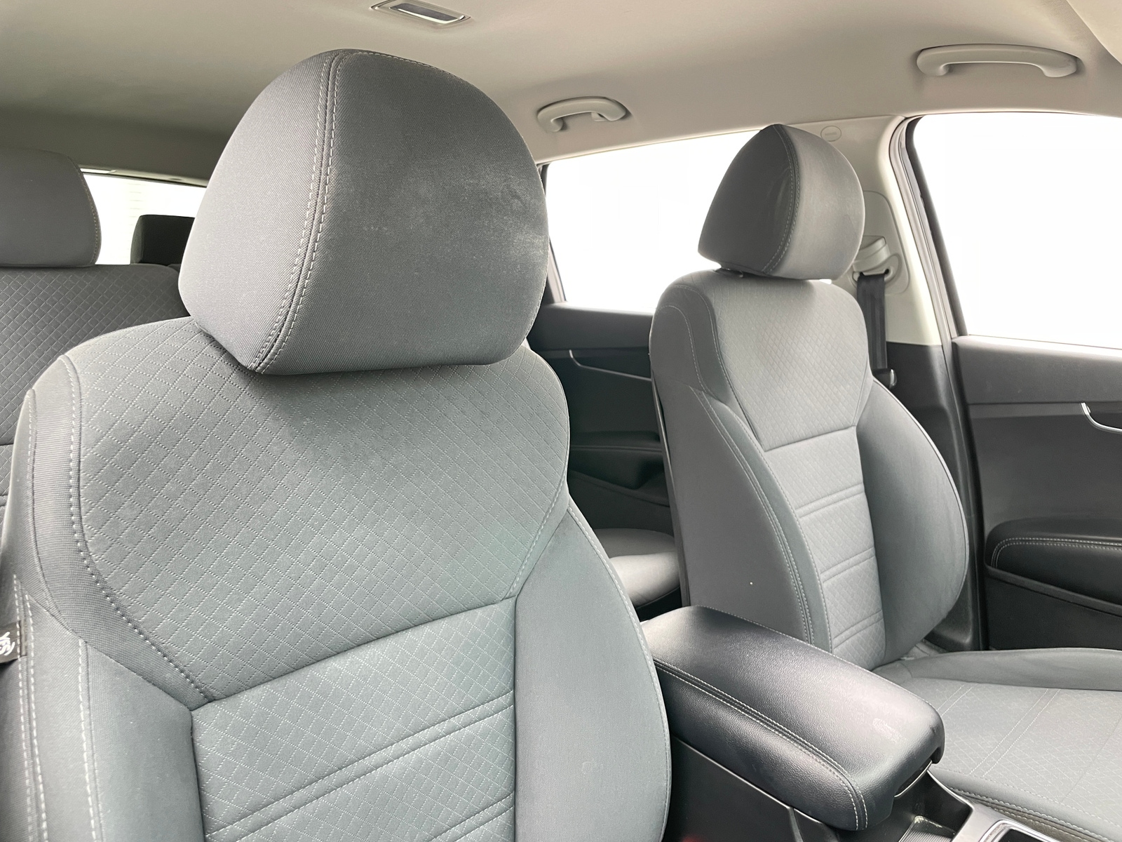 Thumbnail: 2019 Kia Sorento - 2