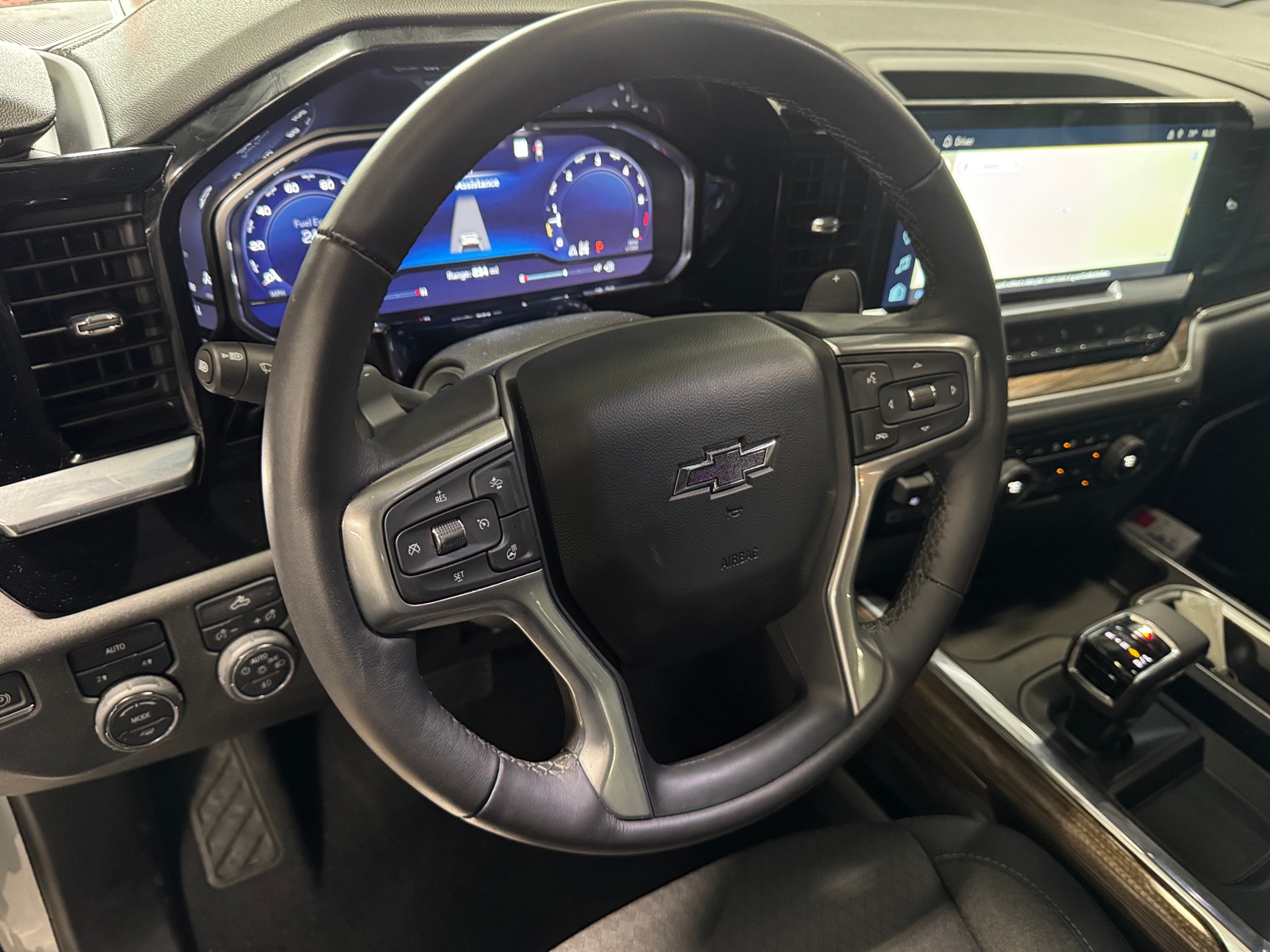 Thumbnail: 2023 Chevrolet Silverado 1500 - 5