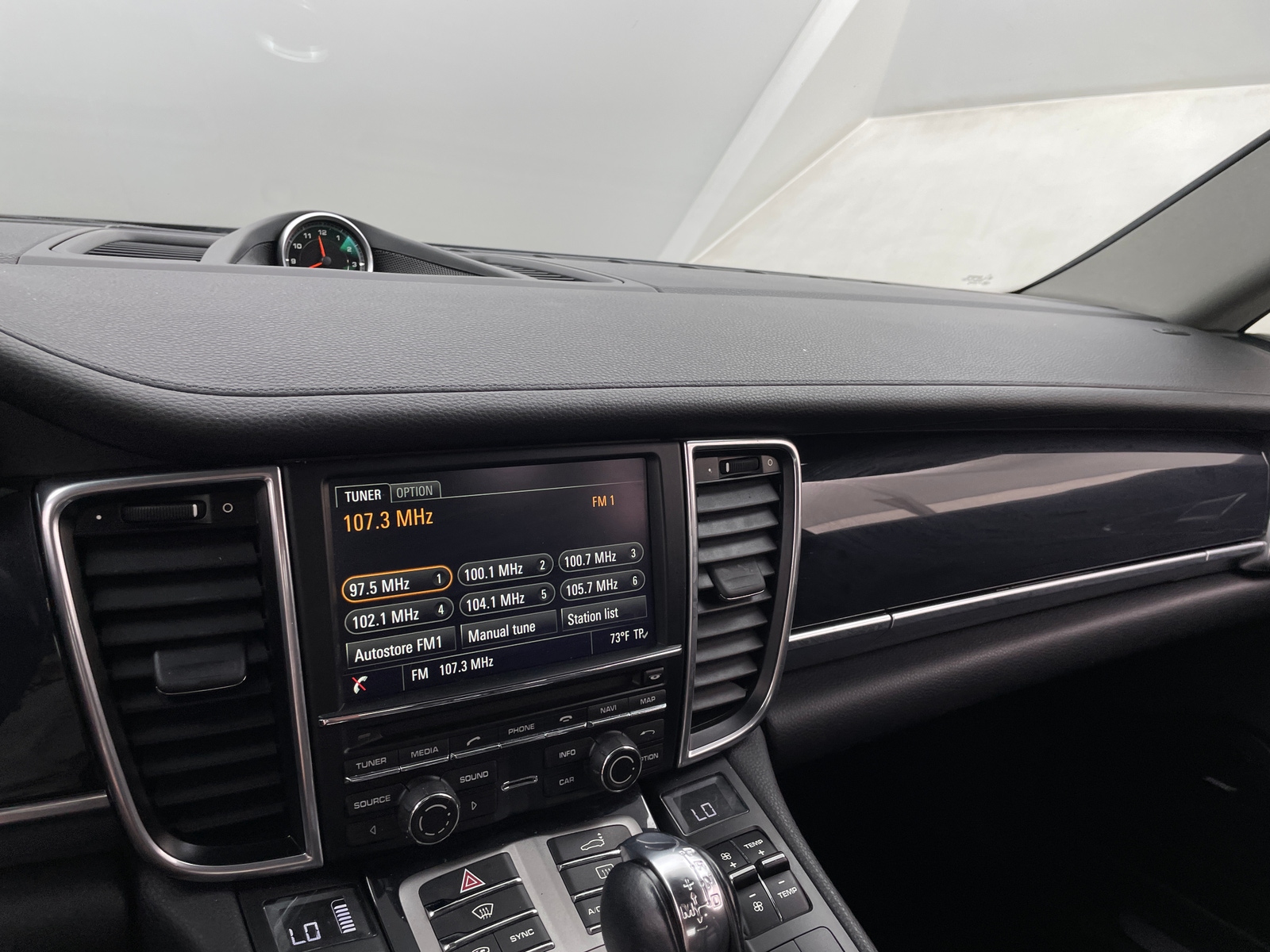 Thumbnail: 2015 Porsche Panamera - 3
