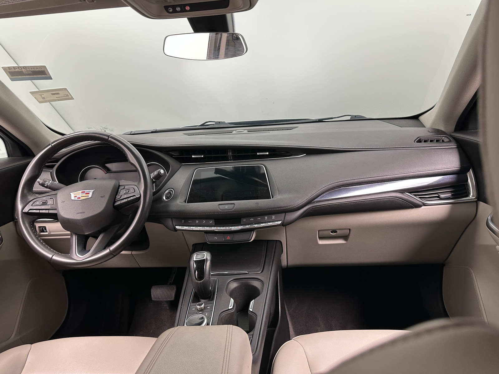 Thumbnail: 2019 Cadillac XT4 - 3