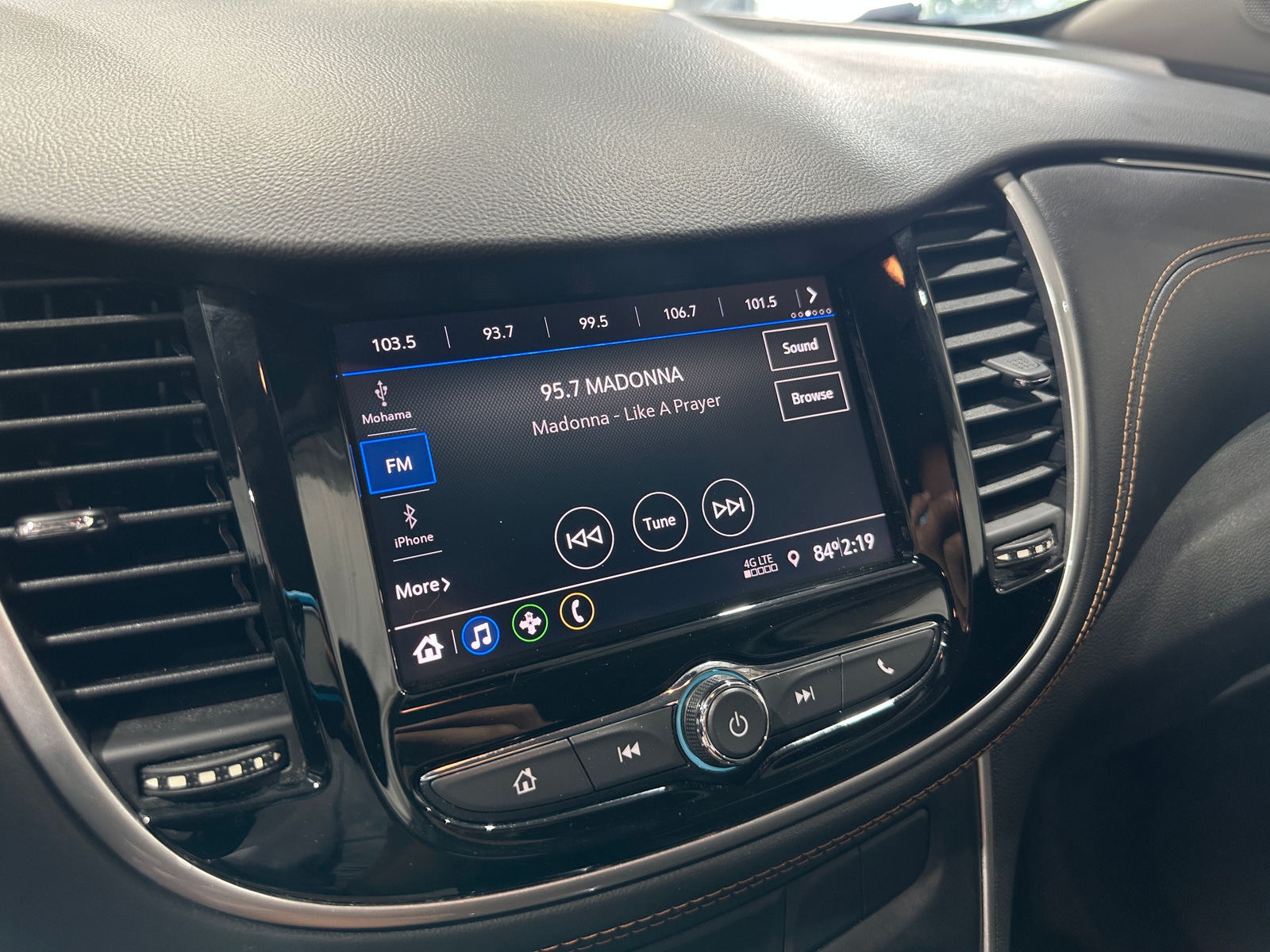 Thumbnail: 2021 Chevrolet Trax - 4