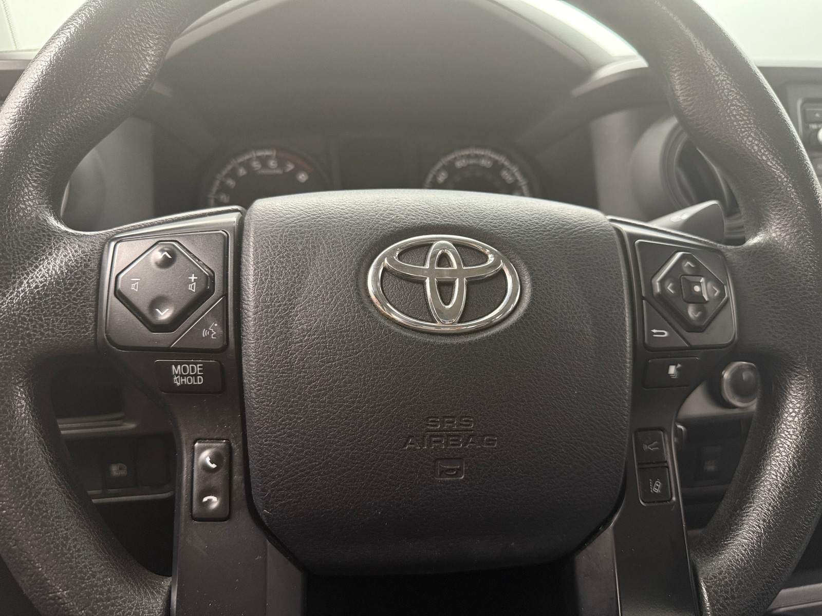 Thumbnail: 2019 Toyota Tacoma - 5