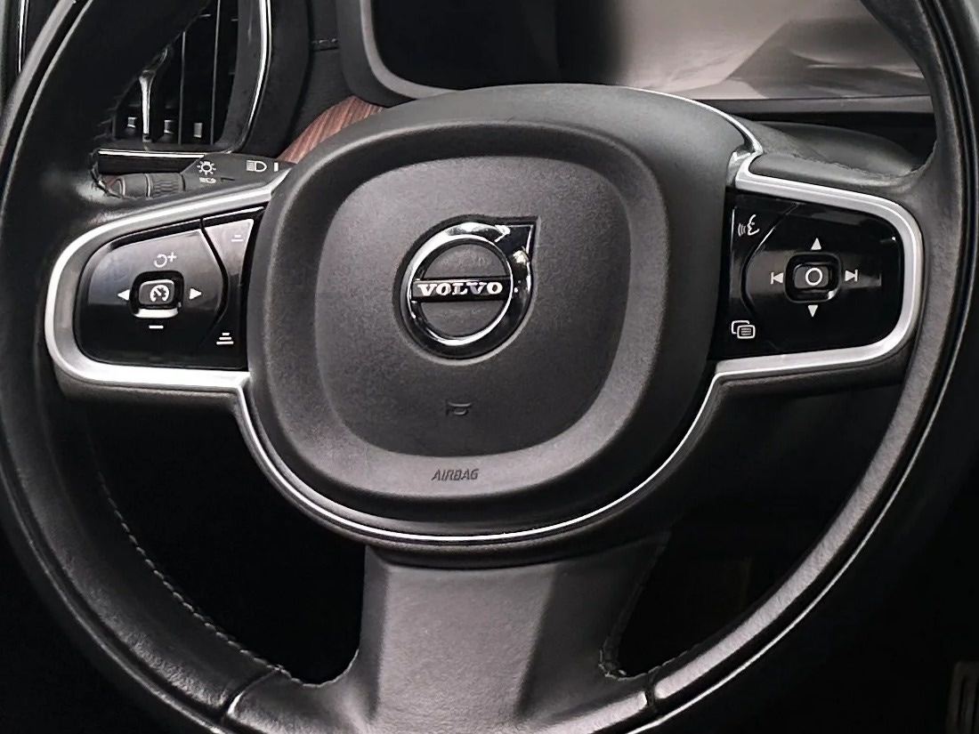 Thumbnail: 2020 Volvo V60 - 4