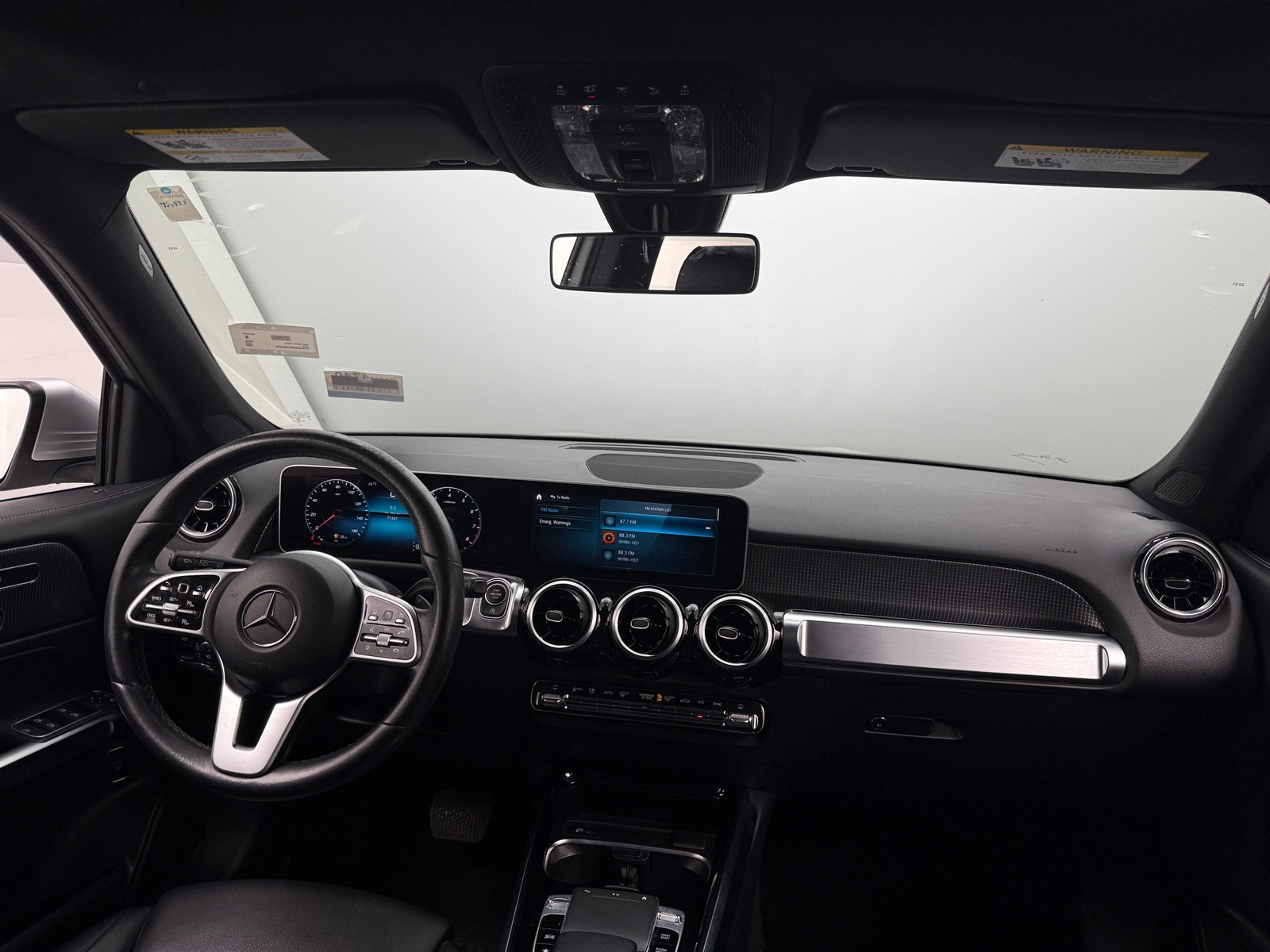 Thumbnail: 2020 Mercedes-Benz GLB - 2