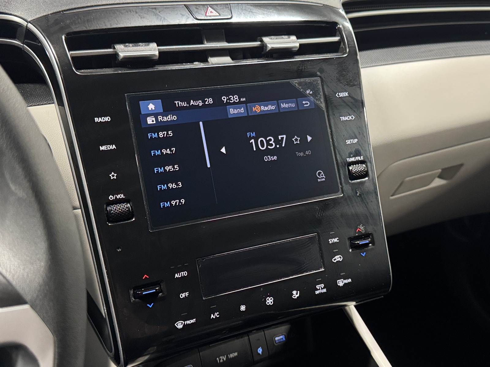 Thumbnail: 2024 Hyundai Tucson - 4