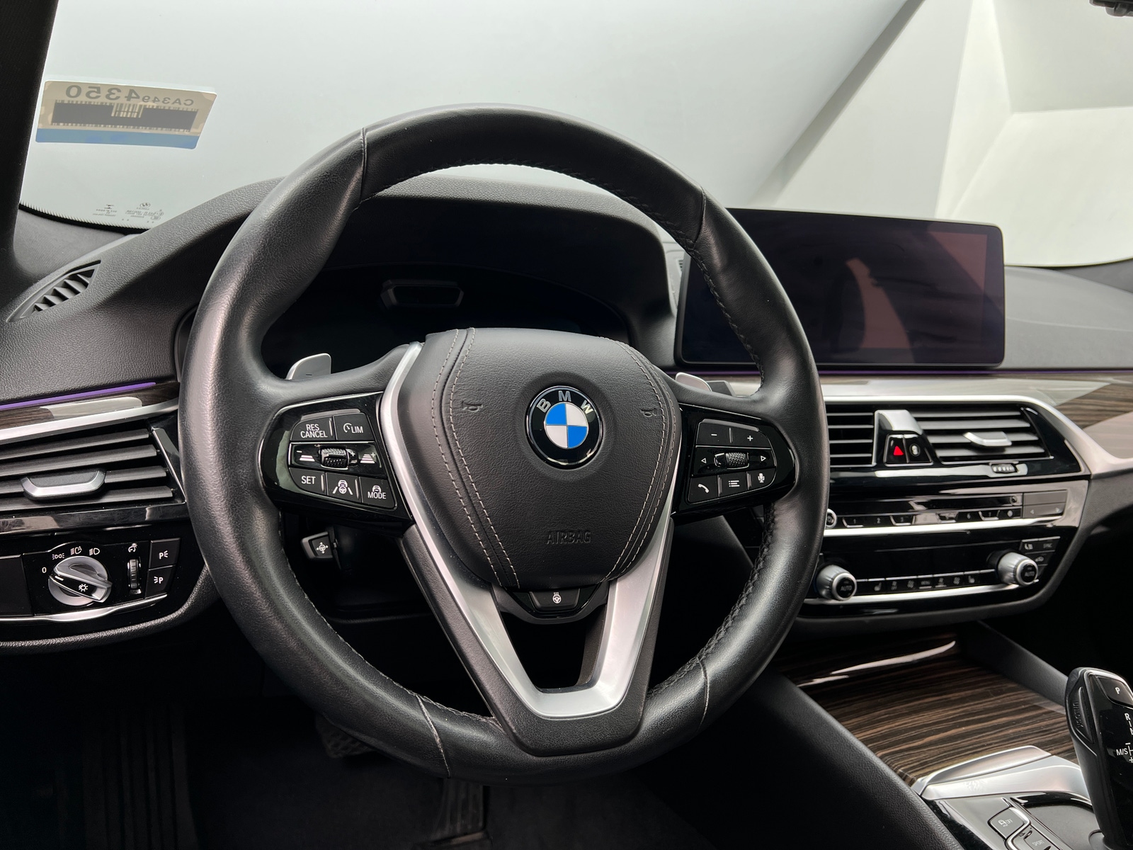 Thumbnail: 2021 BMW 5 Series - 4