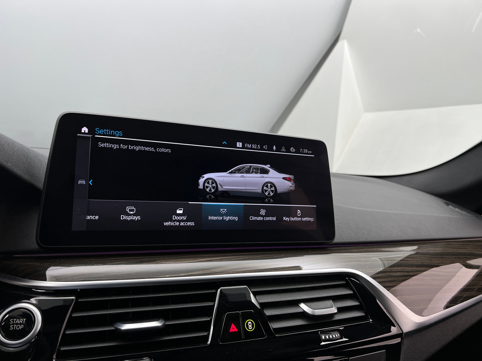 Thumbnail: 2021 BMW 5 Series - 3