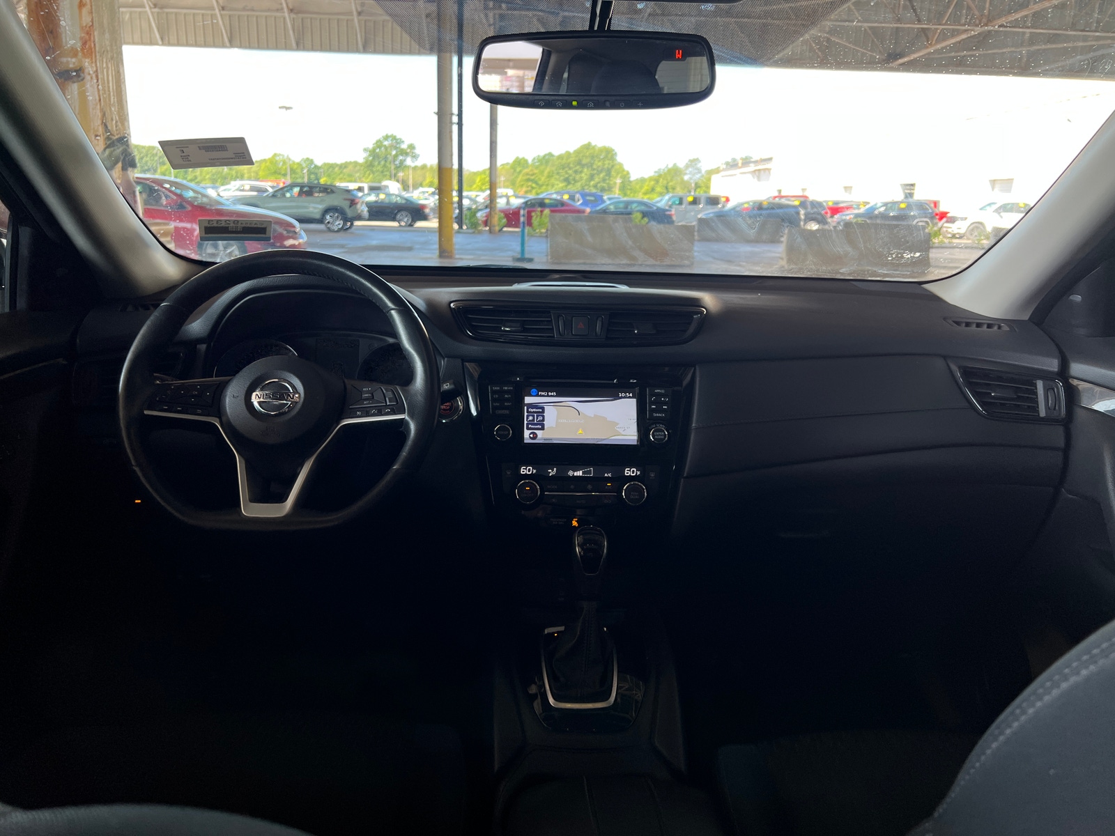Thumbnail: 2017 Nissan Rogue - 3