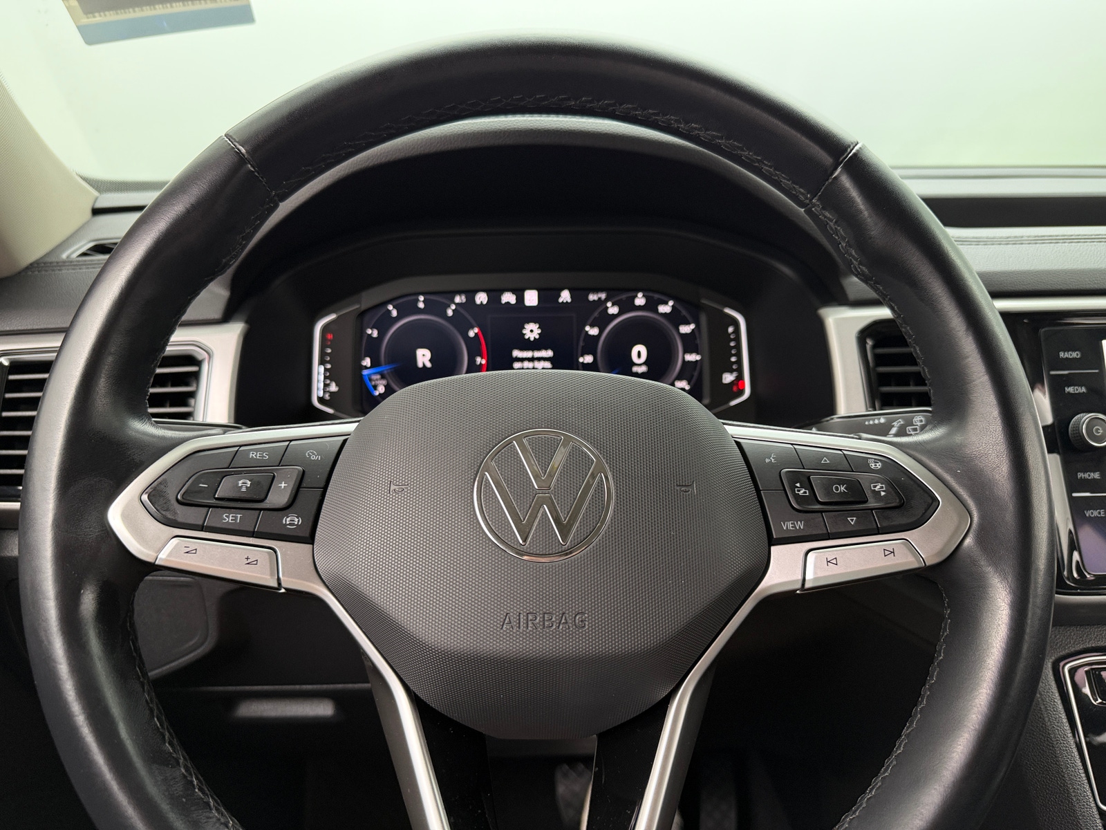 Thumbnail: 2021 Volkswagen Atlas - 4