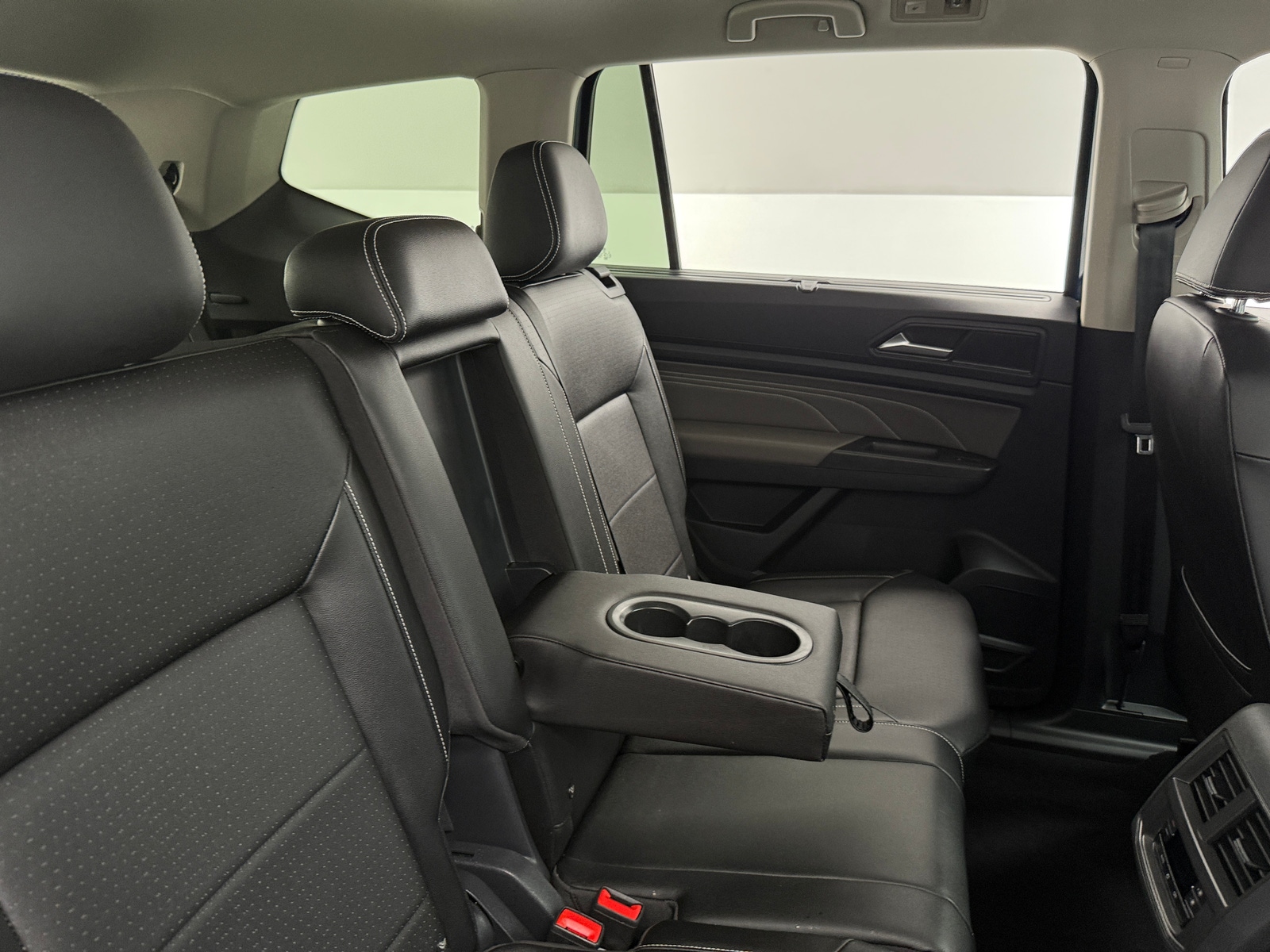 Thumbnail: 2023 Volkswagen Atlas - 5