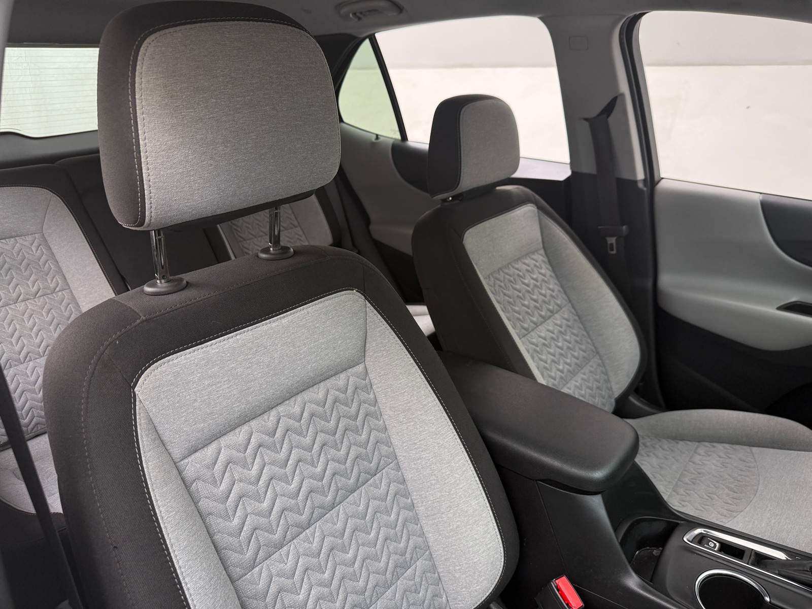 Thumbnail: 2023 Chevrolet Equinox - 2