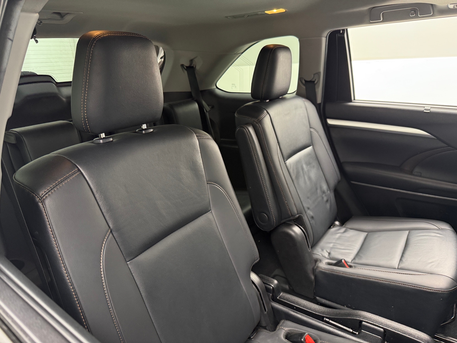 Thumbnail: 2019 Toyota Highlander - 5