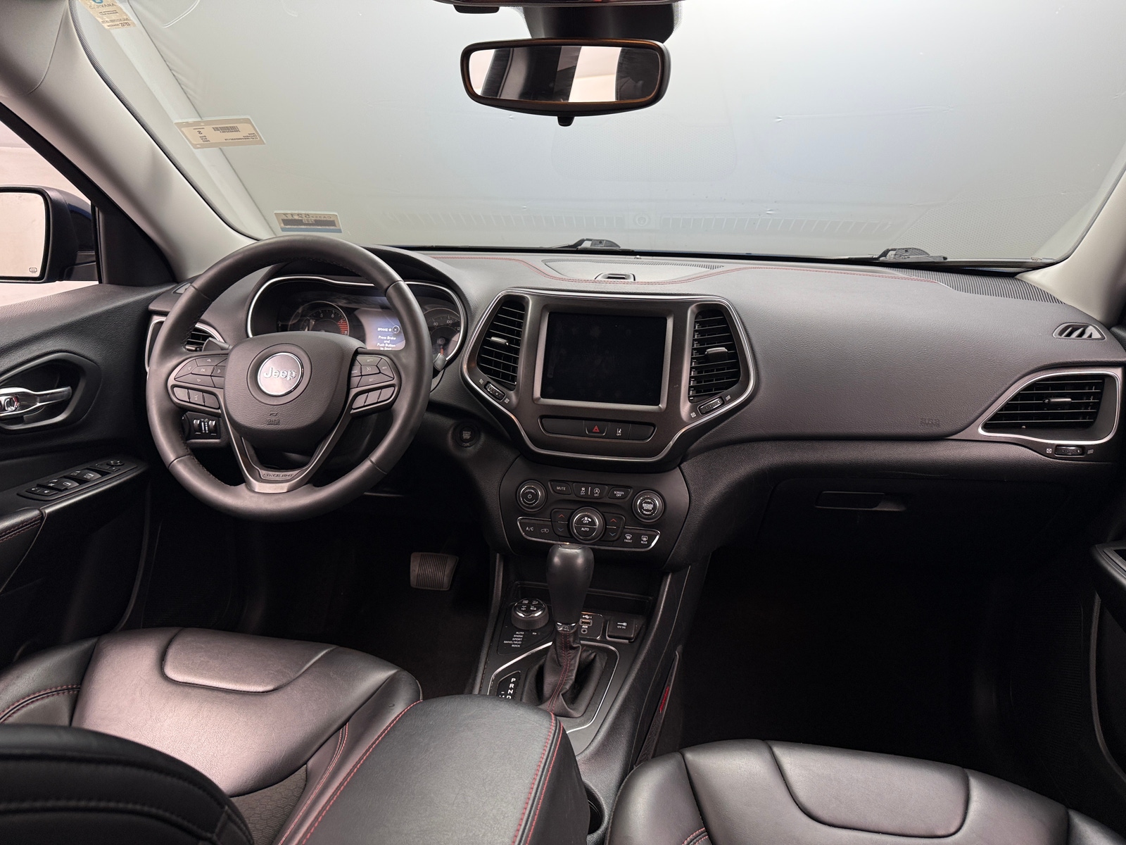 Thumbnail: 2022 Jeep Cherokee - 2