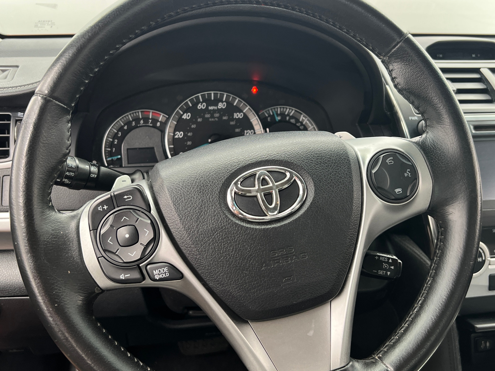 Thumbnail: 2014 Toyota Camry - 5
