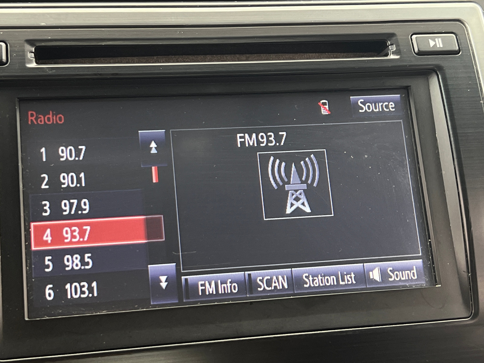 Thumbnail: 2014 Toyota Camry - 4