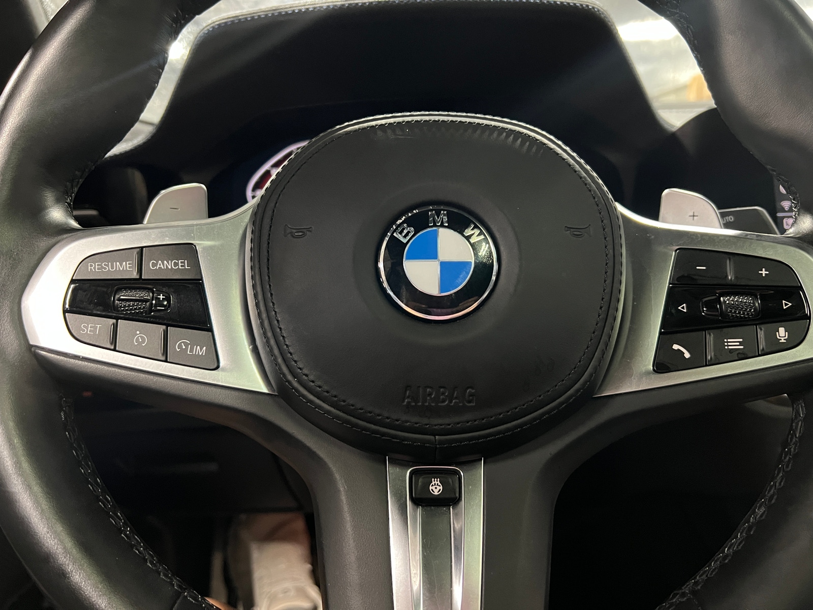 Thumbnail: 2021 BMW 3 Series - 4