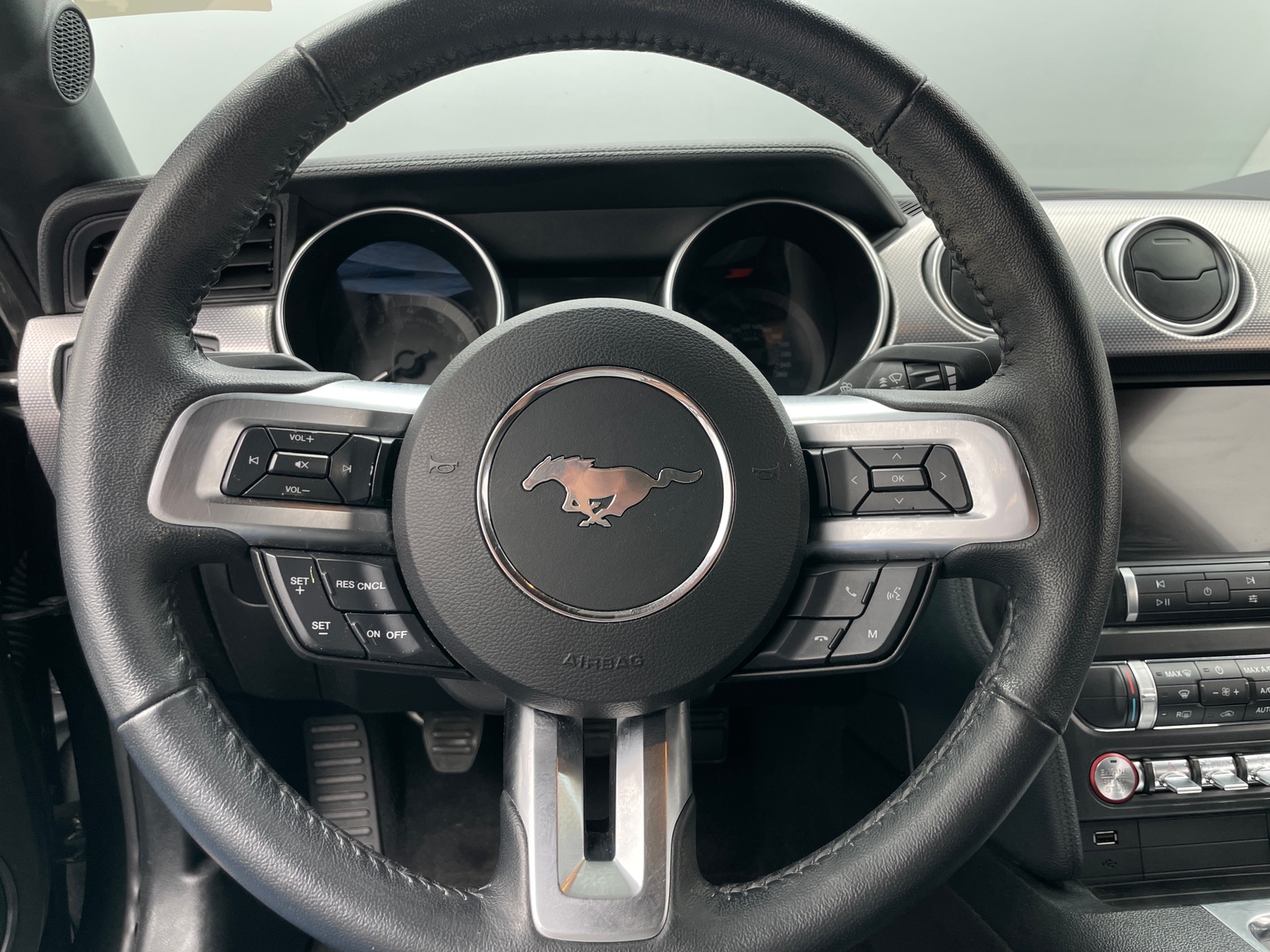 Thumbnail: 2019 Ford Mustang - 4