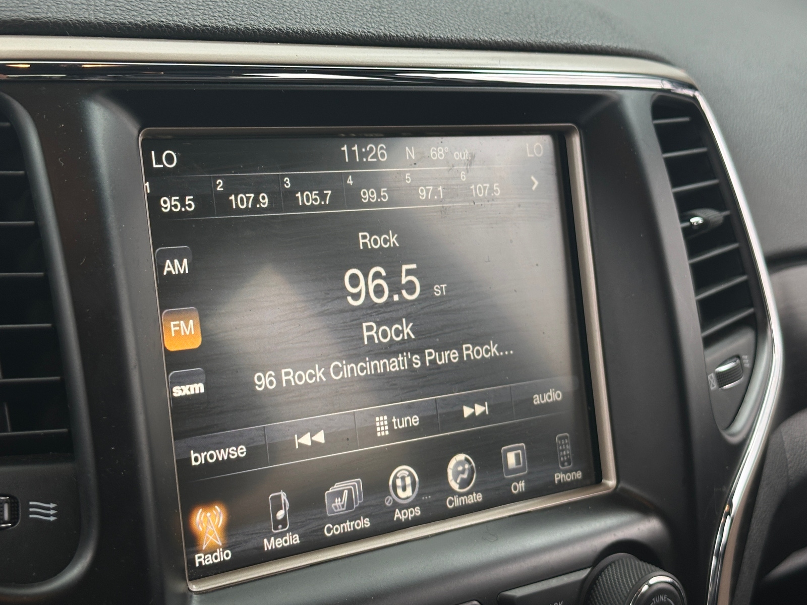 Thumbnail: 2014 Jeep Grand Cherokee - 4