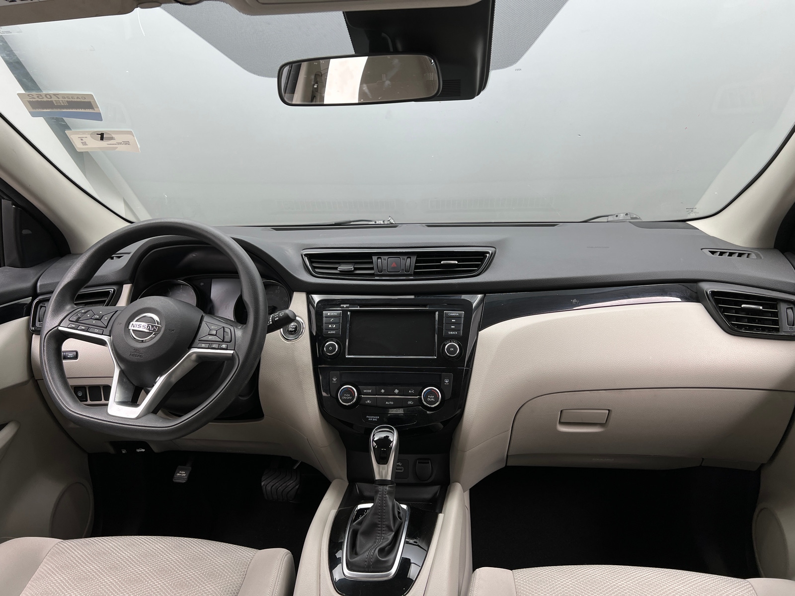 Thumbnail: 2020 Nissan Rogue Sport - 3