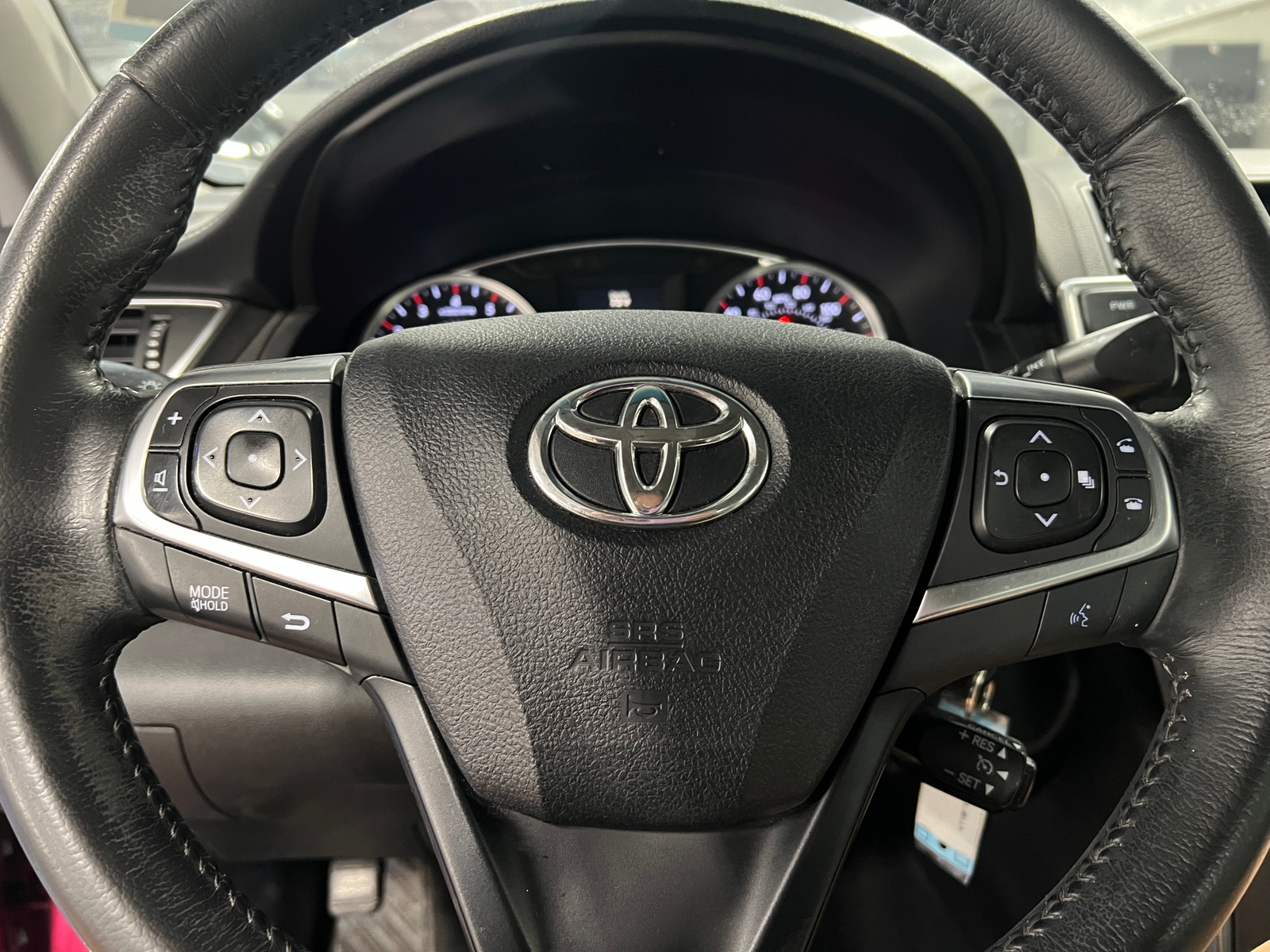 Thumbnail: 2015 Toyota Camry - 4