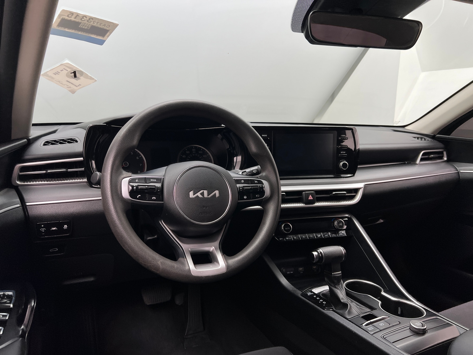 Thumbnail: 2023 Kia K5 - 3