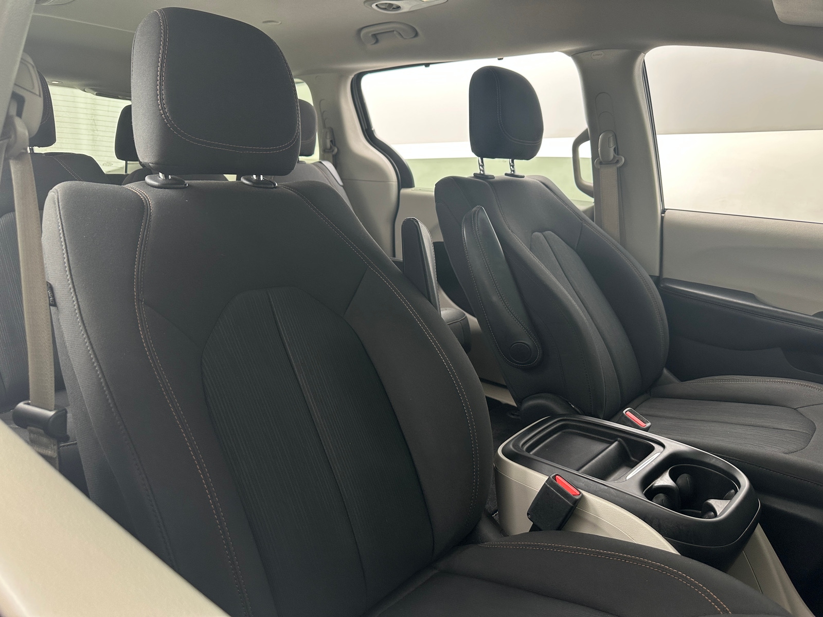 Thumbnail: 2018 Chrysler Pacifica - 2