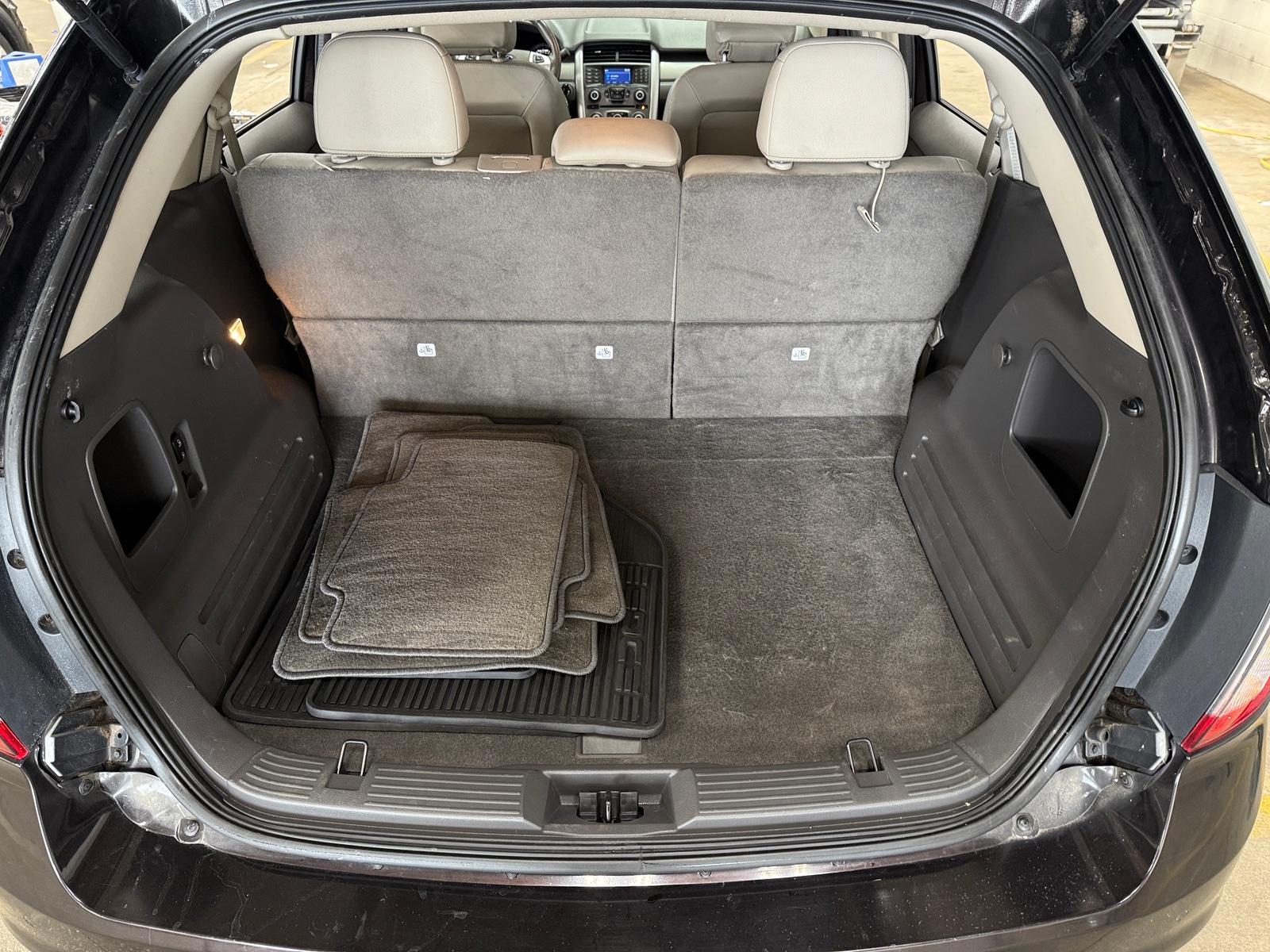 Thumbnail: 2014 Ford Edge - 7