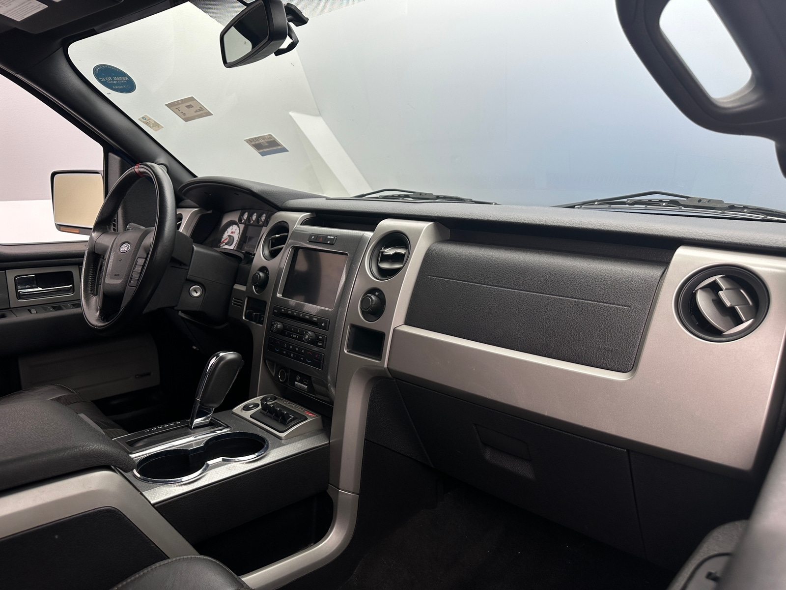 Thumbnail: 2010 Ford Econoline - 2
