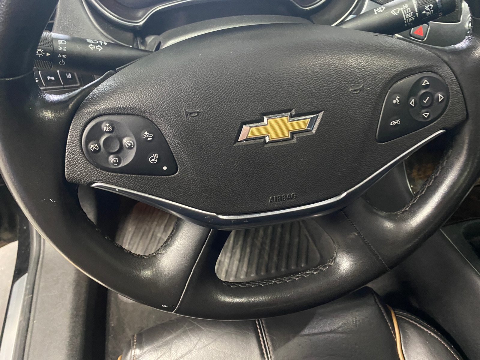 Thumbnail: 2015 Chevrolet Impala - 4