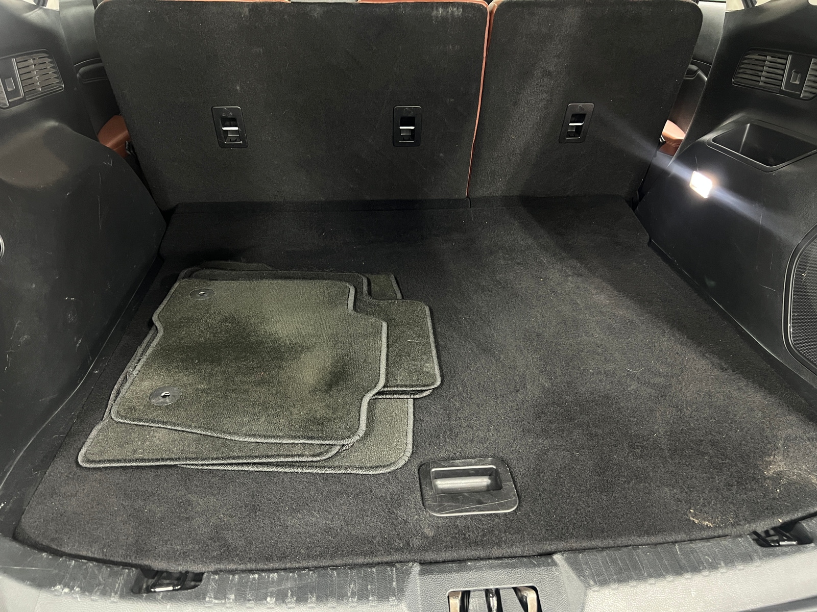 Thumbnail: 2018 Ford Edge - 6