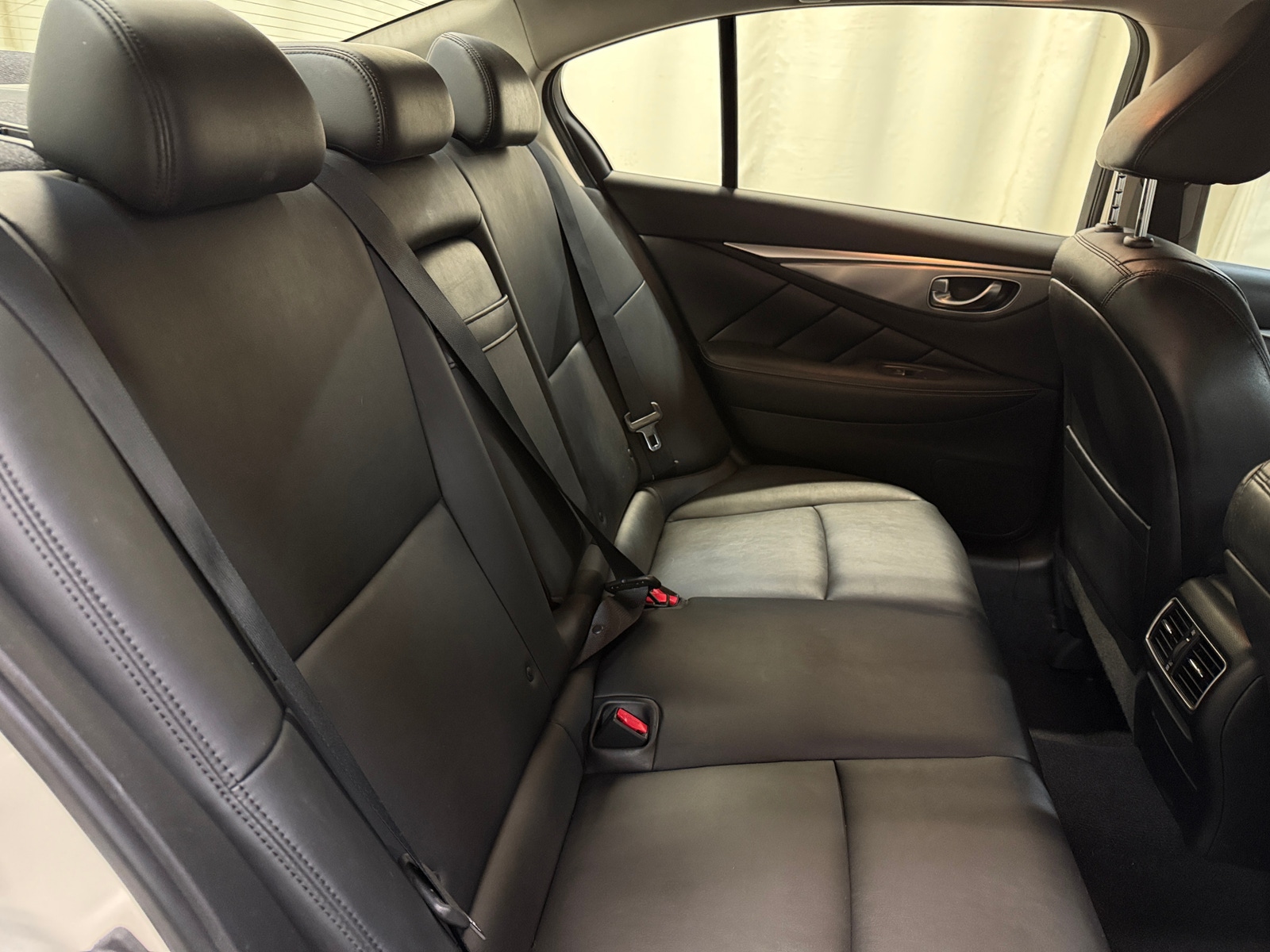 Thumbnail: 2015 INFINITI Q50 - 5