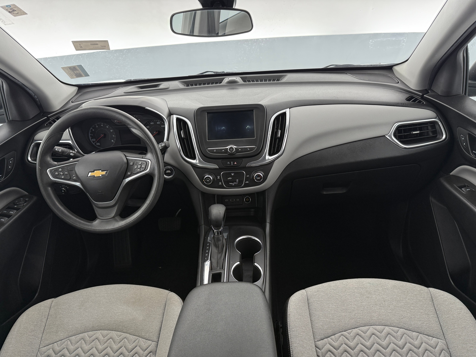 Thumbnail: 2022 Chevrolet Equinox - 3