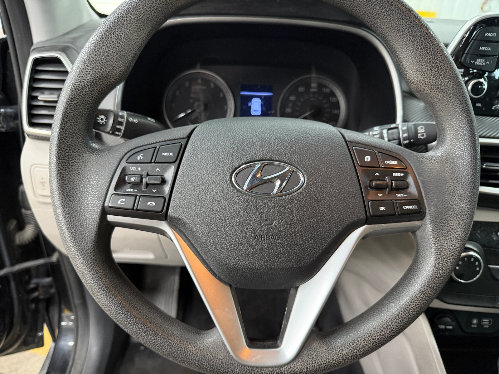 Thumbnail: 2019 Hyundai Tucson - 5