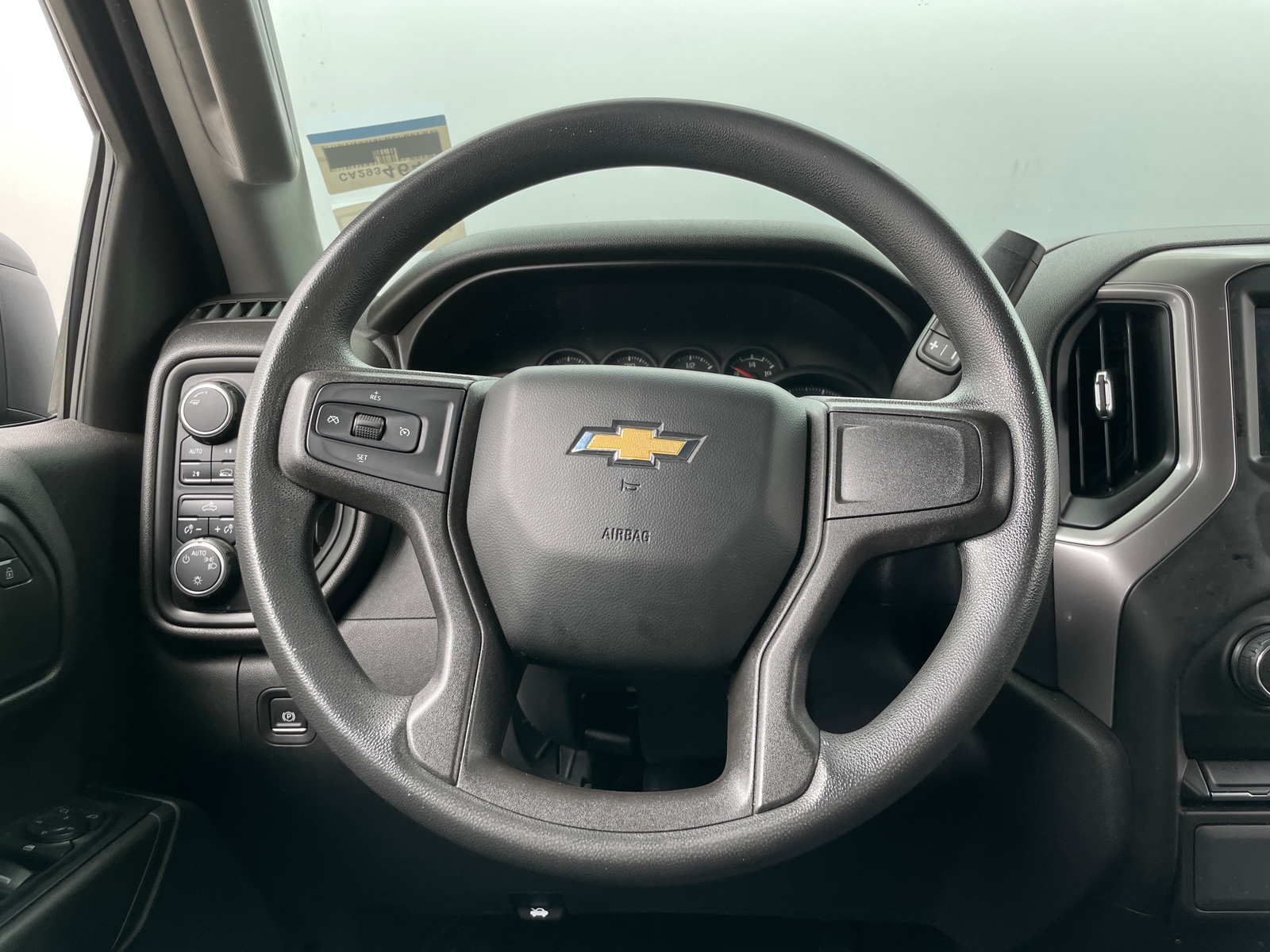 Thumbnail: 2020 Chevrolet Silverado 1500 - 5