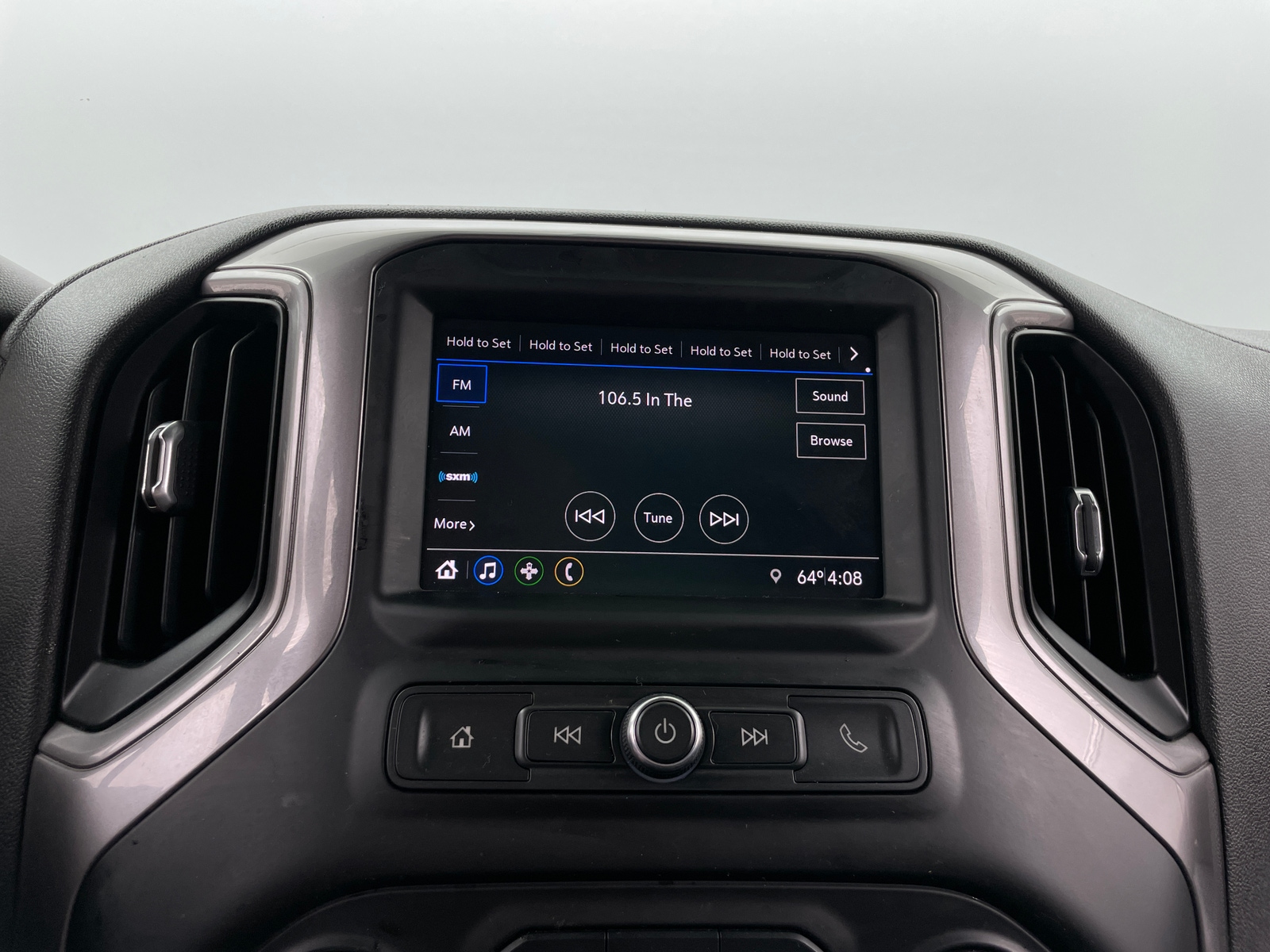 Thumbnail: 2020 Chevrolet Silverado 1500 - 4