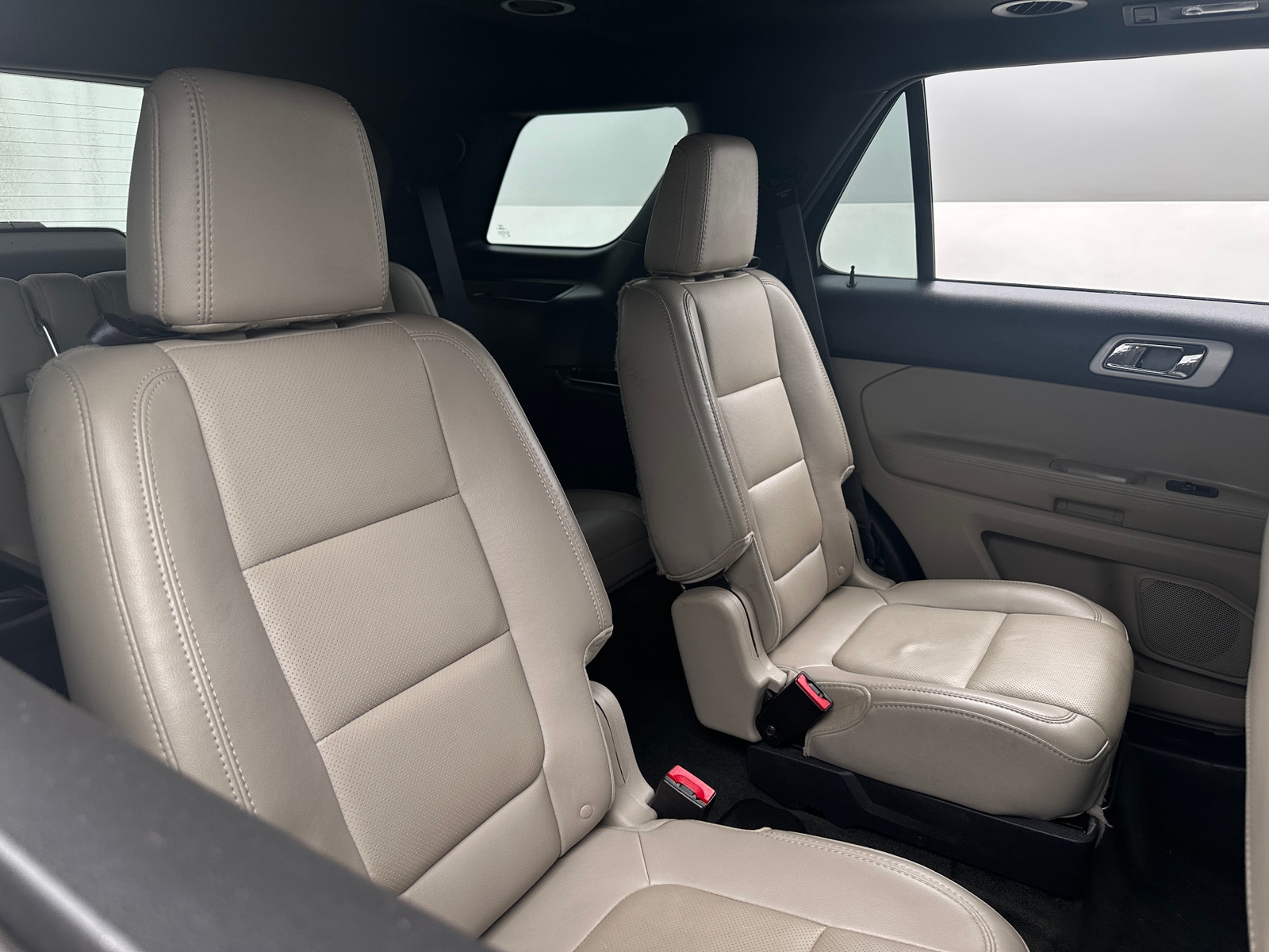Thumbnail: 2014 Ford Explorer - 5