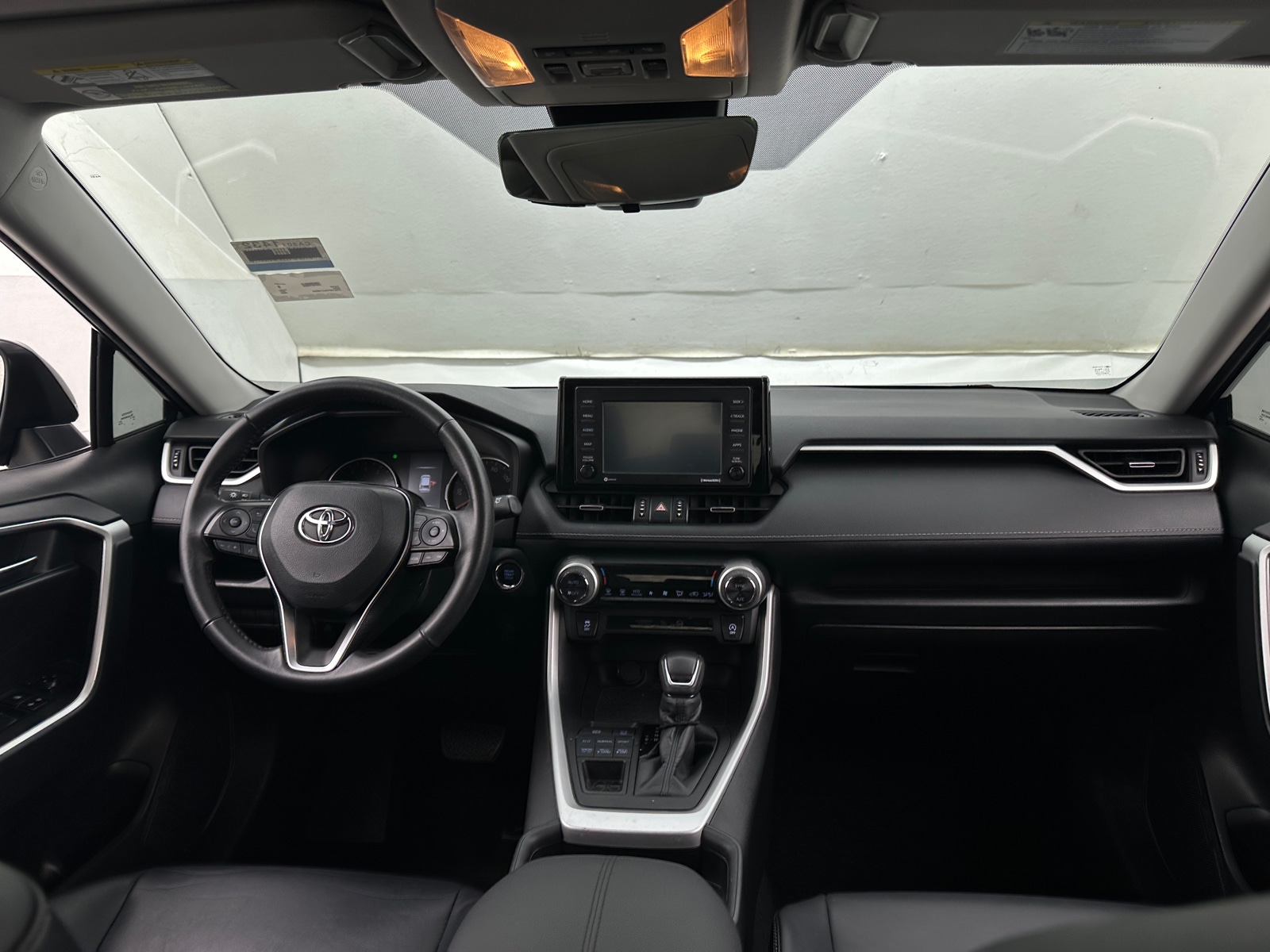 Thumbnail: 2020 Toyota RAV4 - 2